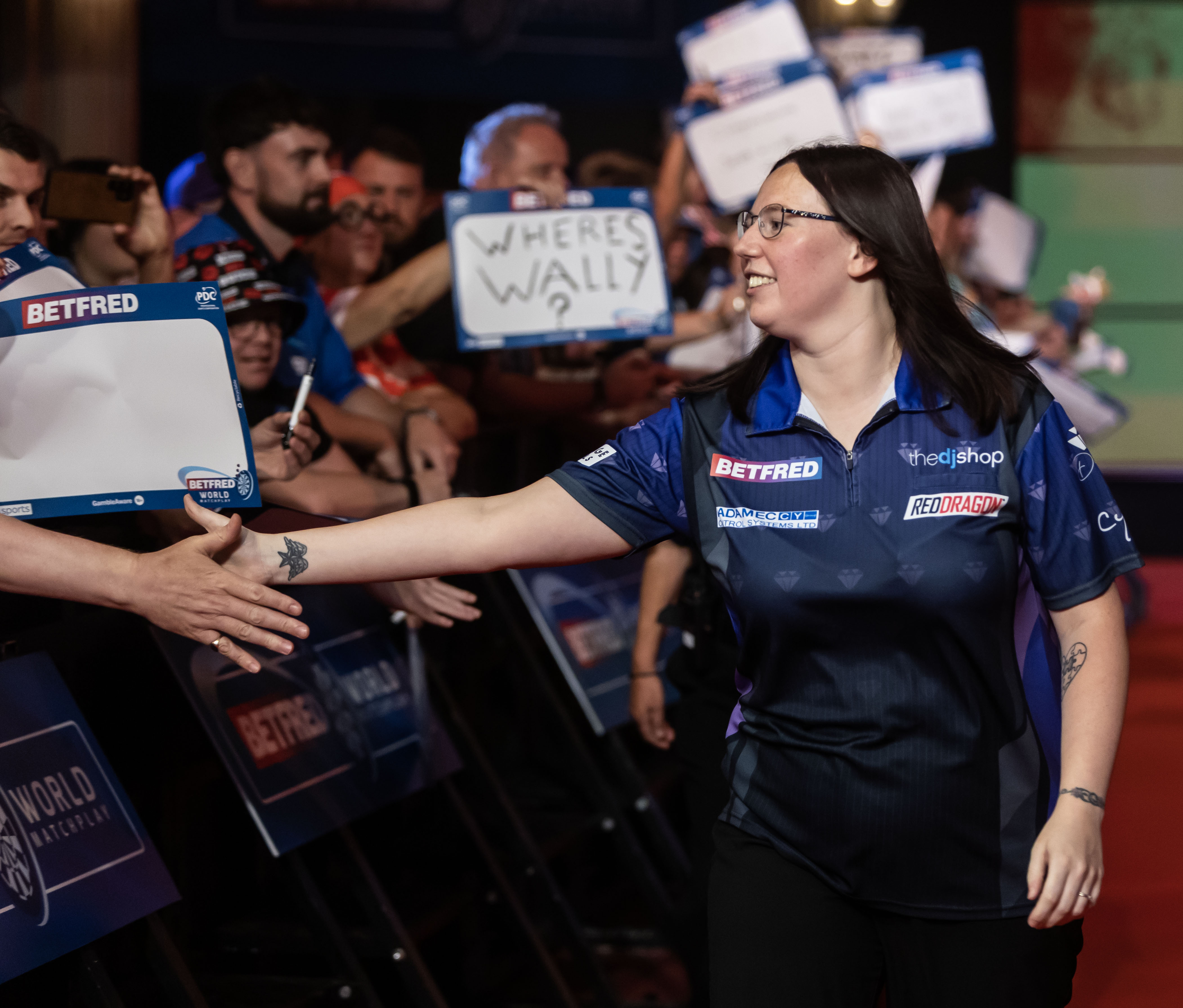 2025-12-18190535-bb2dfb3f-4d09-4b15-8a74-d1ee79810d2c