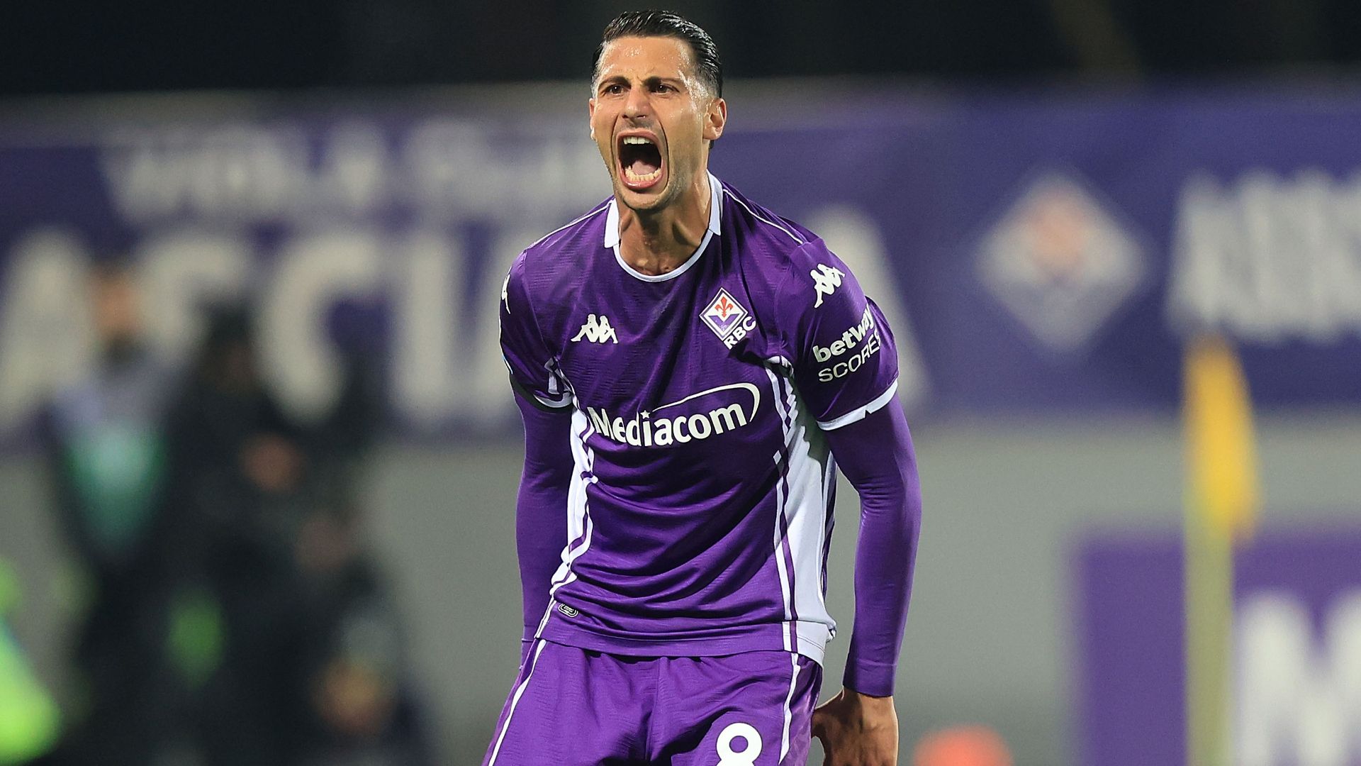 images-v3-blt09feef5524f260c8-Rolando%20Mandragora%20Fiorentina
