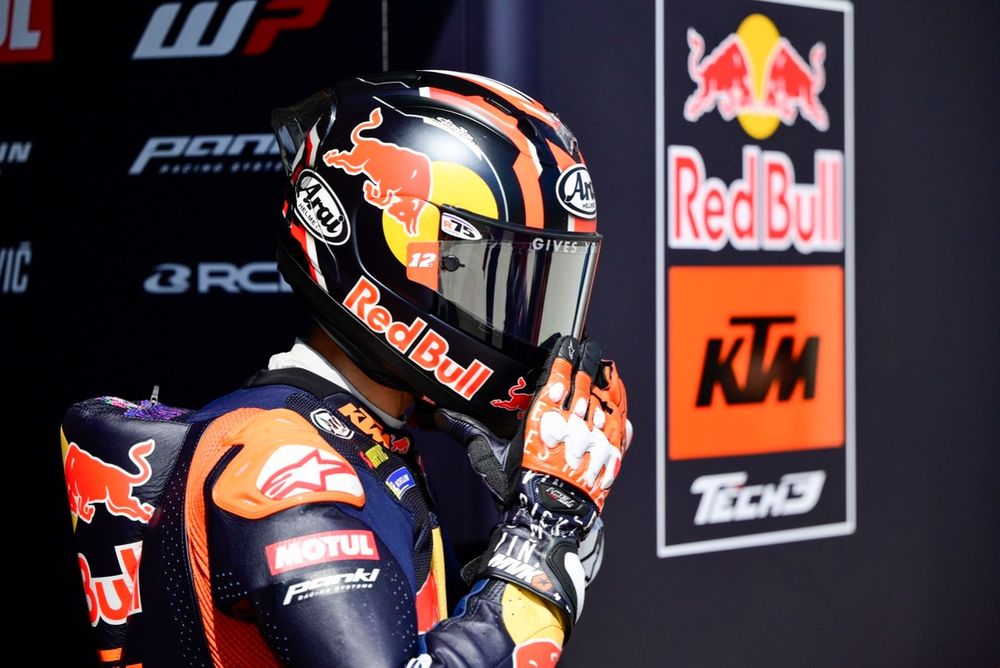 images-mgl-63vbw7lY-s1000-maverick-vinales-red-bull-ktm-