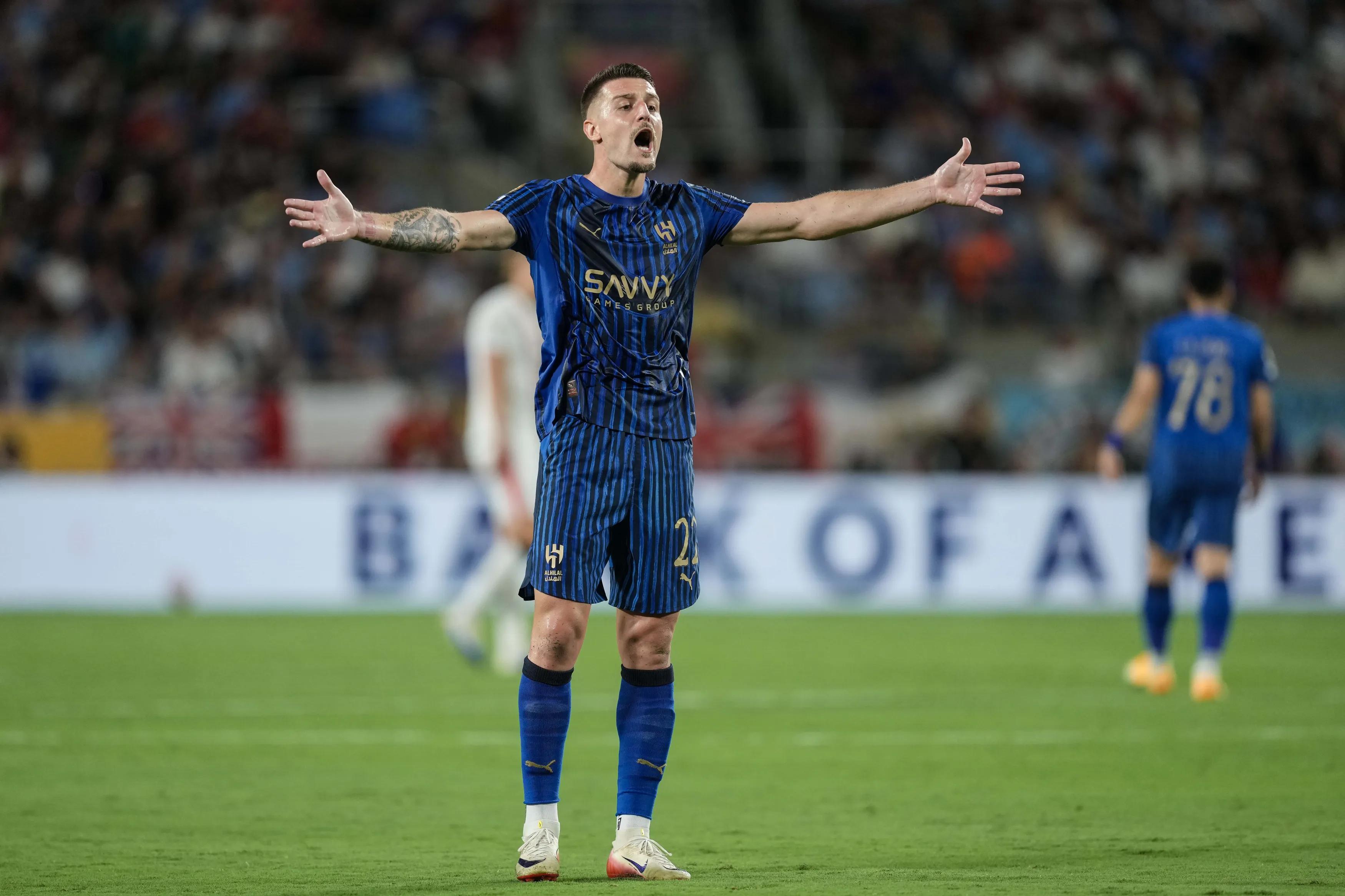 transform-36ef2d1b-e14a-42ac-8f91-1be352f9b0a3-Milinkovic-Savic-during-the-game-against-Manchester-City