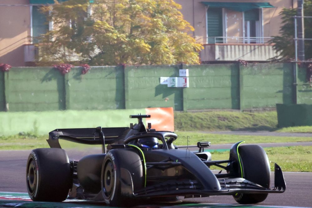 images-mgl-6lmdPpj0-s1000-sergio-perez-cadillac-racing