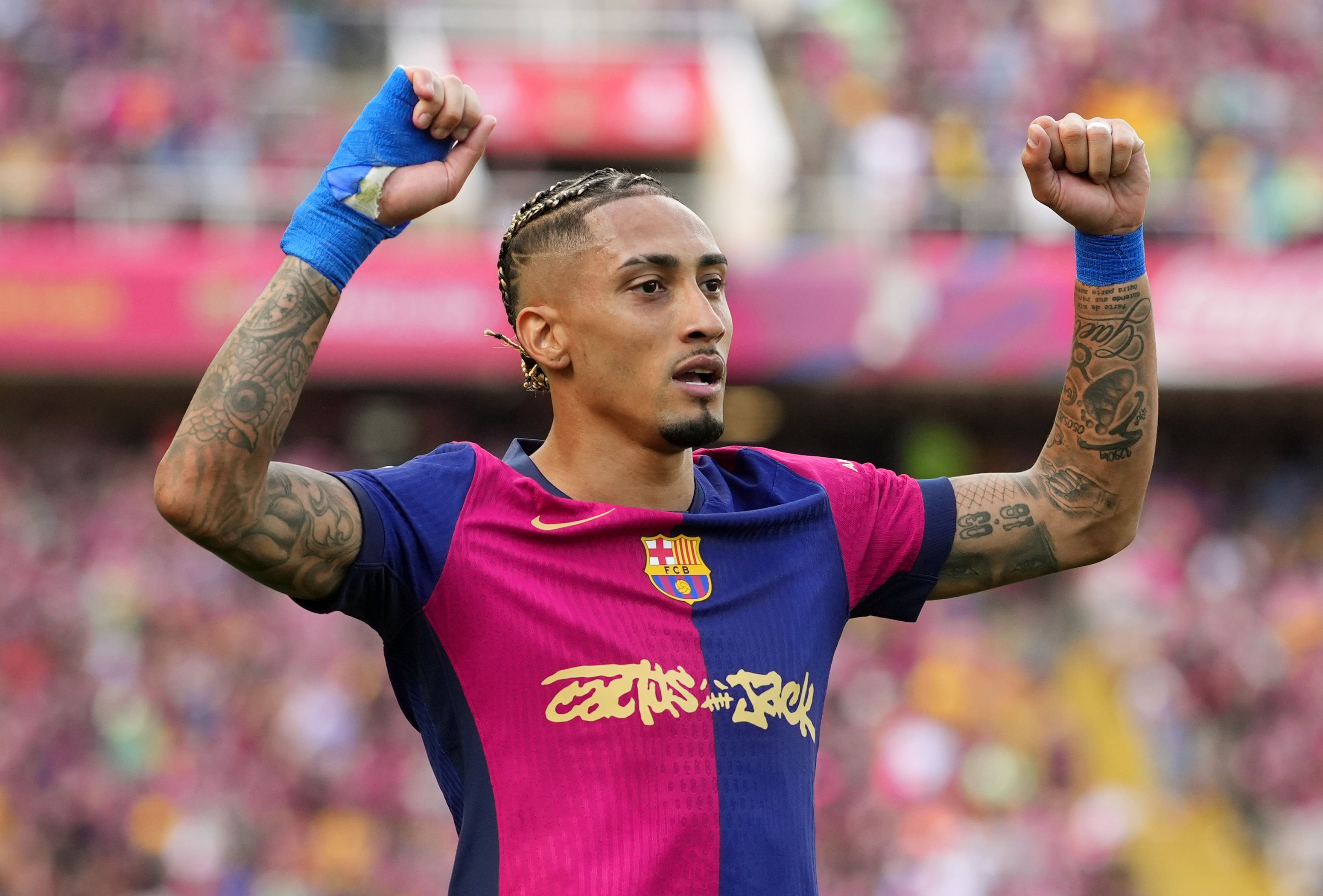 images-v3-getty-2214529128-GettyImages-2214529128