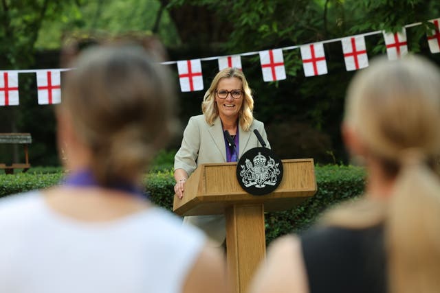 v2-image-production-fc41d3a4cedf87227cd8f6a0e167e3e6Y29udGVudHNlYXJjaGFwaSwxNzUzODIyODcy-2.81128642