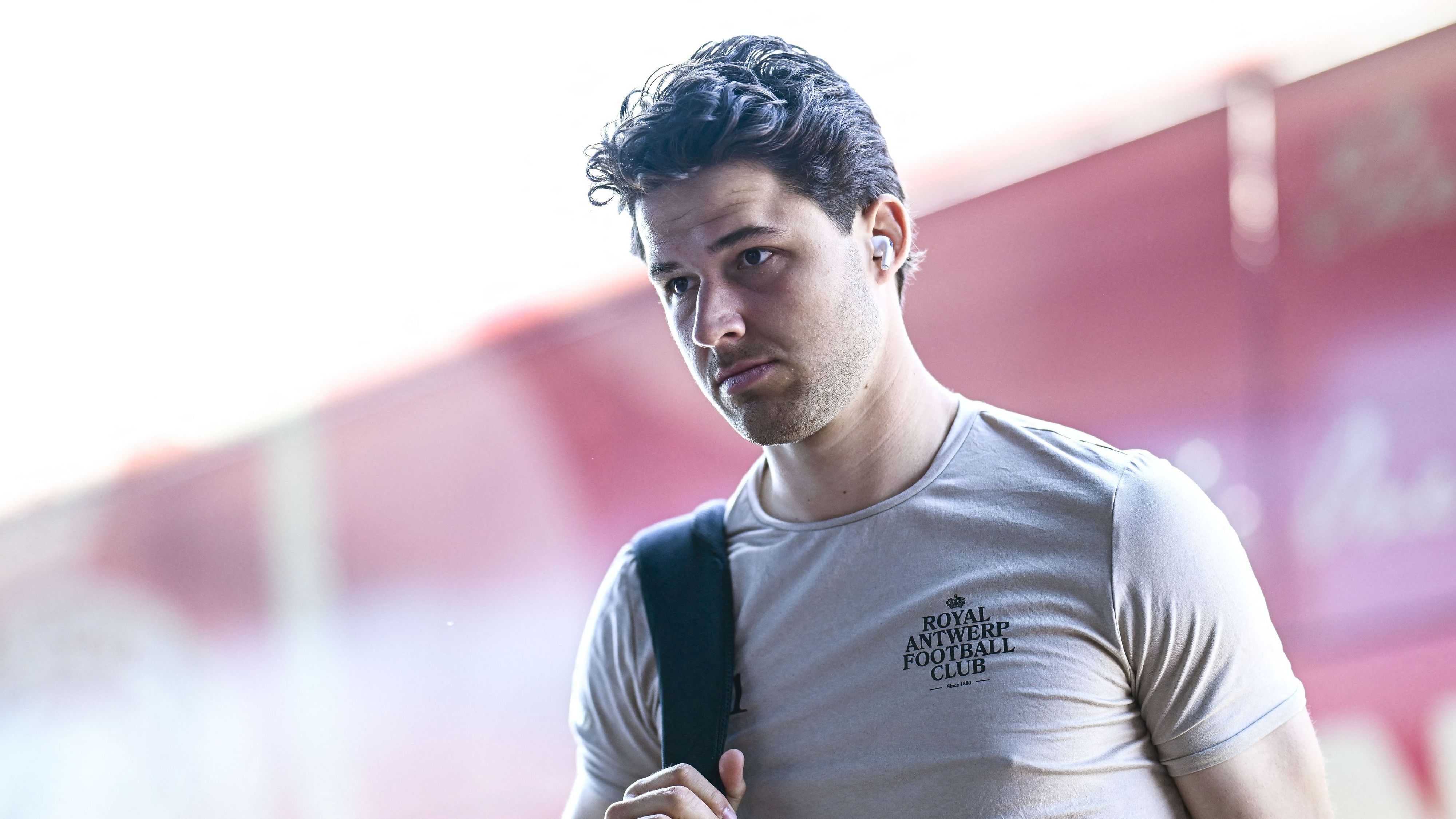 images-v3-getty-2213919217-crop-MM5DIMBQGA5DEMRVGA5G433XMU5DKMBRHIZDANQ=-GettyImages-2213919217