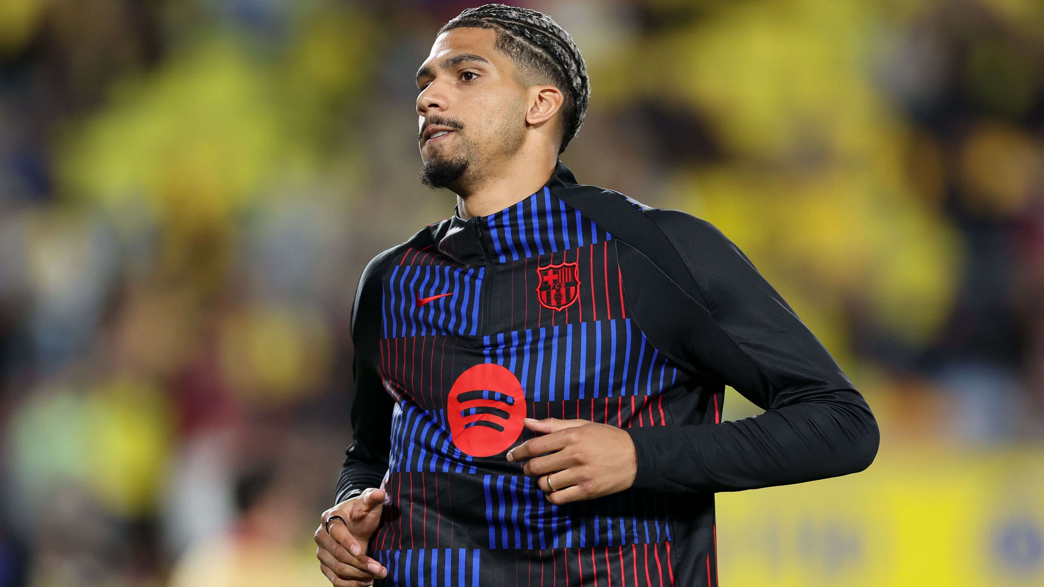 images-v3-getty-2201514198-crop-MM5DGNJQGA5DCOJWHE5G433XMU5DAORRHAZA====-GettyImages-2201514198