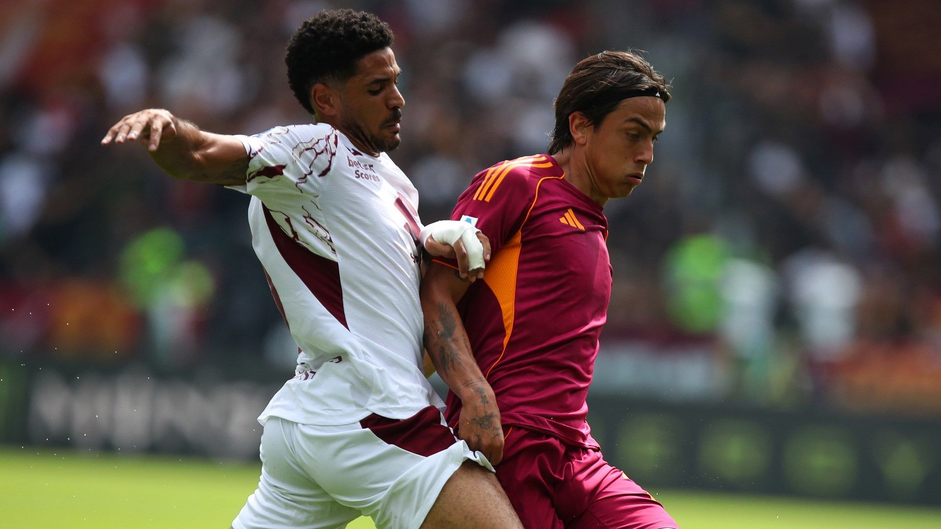 images-v3-blt26118a46ba30f211-Maripan%20Dybala