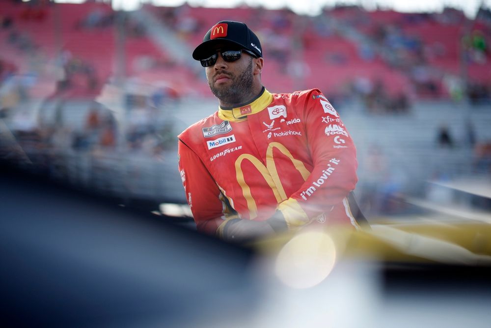 images-mgl-6b7dQME0-s1000-bubba-wallace-23xi-racing-toyo