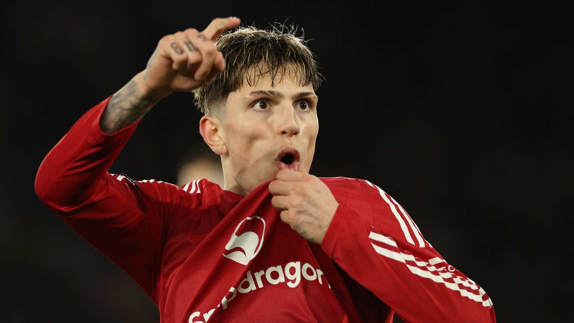 images-v3-blt98fa6a83cba43536-garnacho