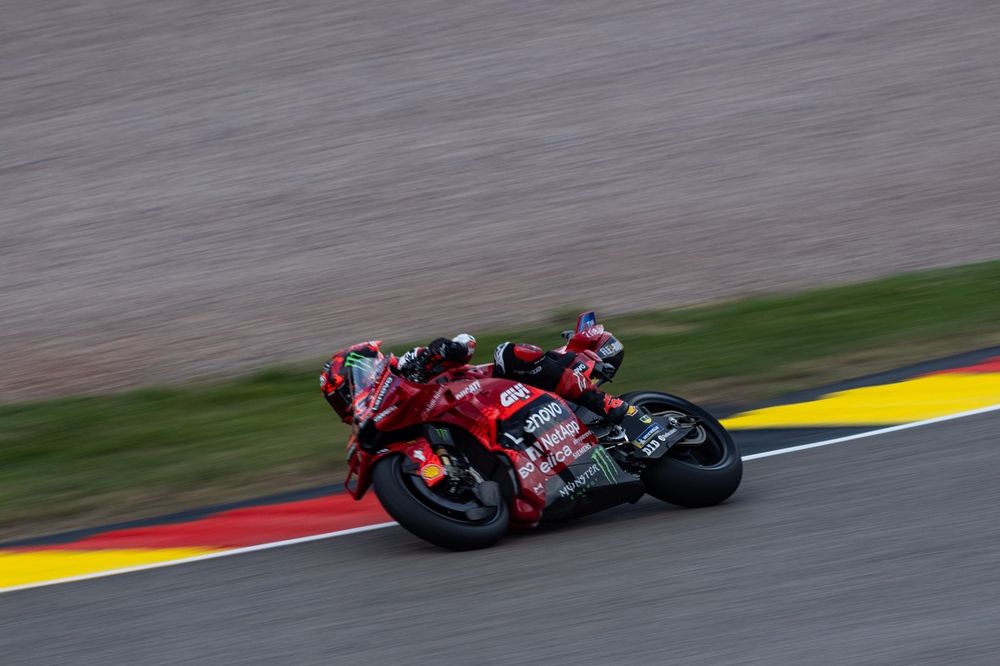 images-mgl-0a9m3eX0-s1000-francesco-bagnaia-ducati-team