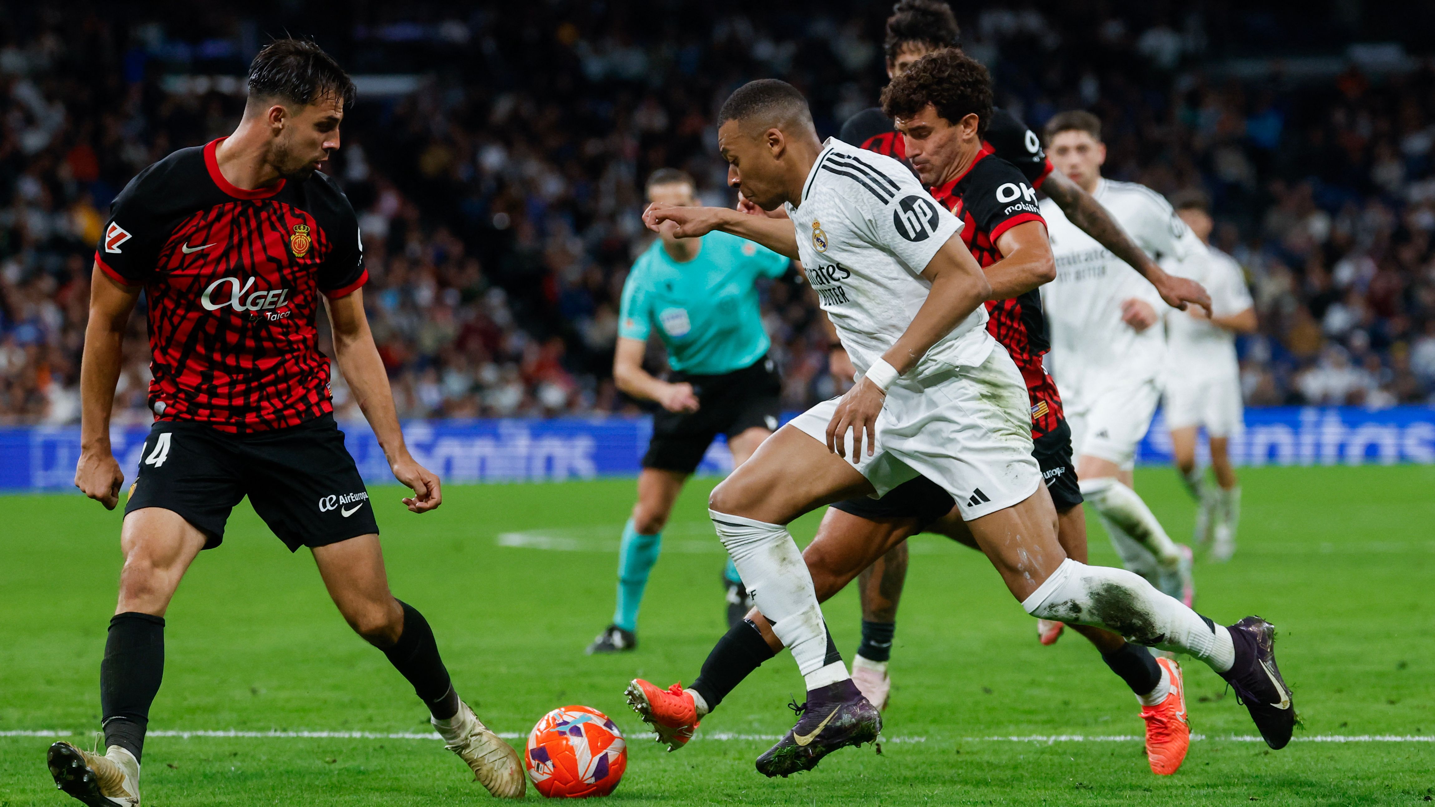 images-v3-getty-2214478608-crop-MM5DINRQGA5DENJYHA5G433XMU5DAORSGQYA====-GettyImages-2214478608