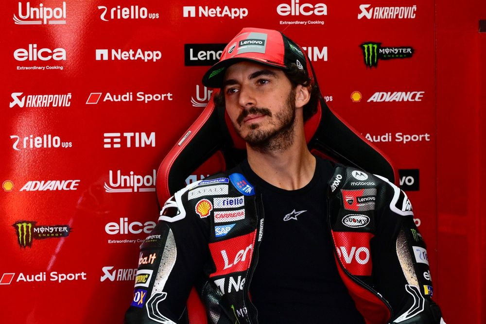 images-mgl-0qgPAr4Y-s1000-francesco-bagnaia-ducati-team
