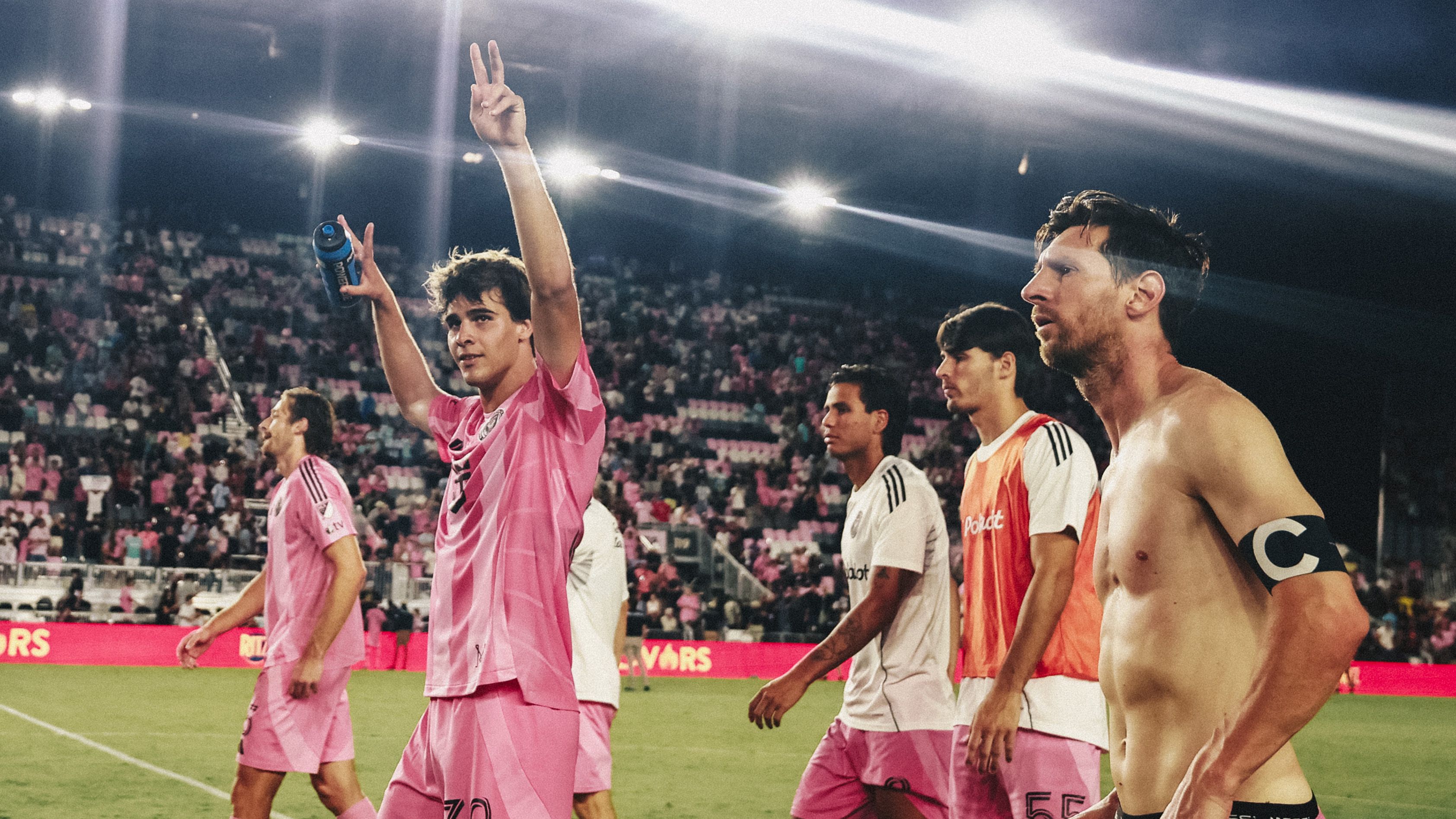 images-v3-getty-2218325565-crop-MM5DGMZWHA5DCOBZGU5G433XMU5DAORSGU3A====-GettyImages-2218325565