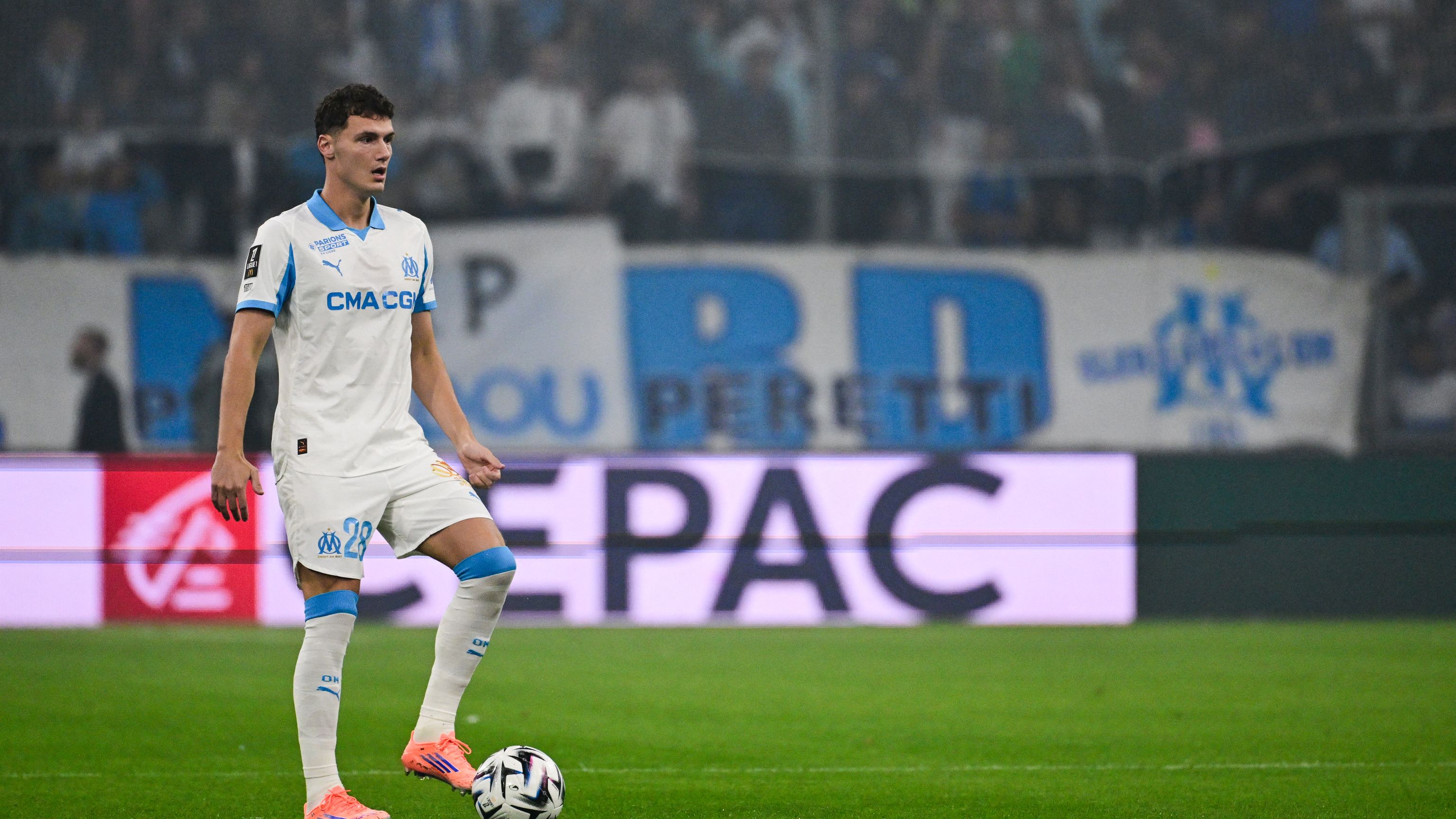 images-v3-getty-2241497610-crop-MM5DGMBXGA5DCNZSG45G433XMU5DAORRGYYA====-GettyImages-2241497610