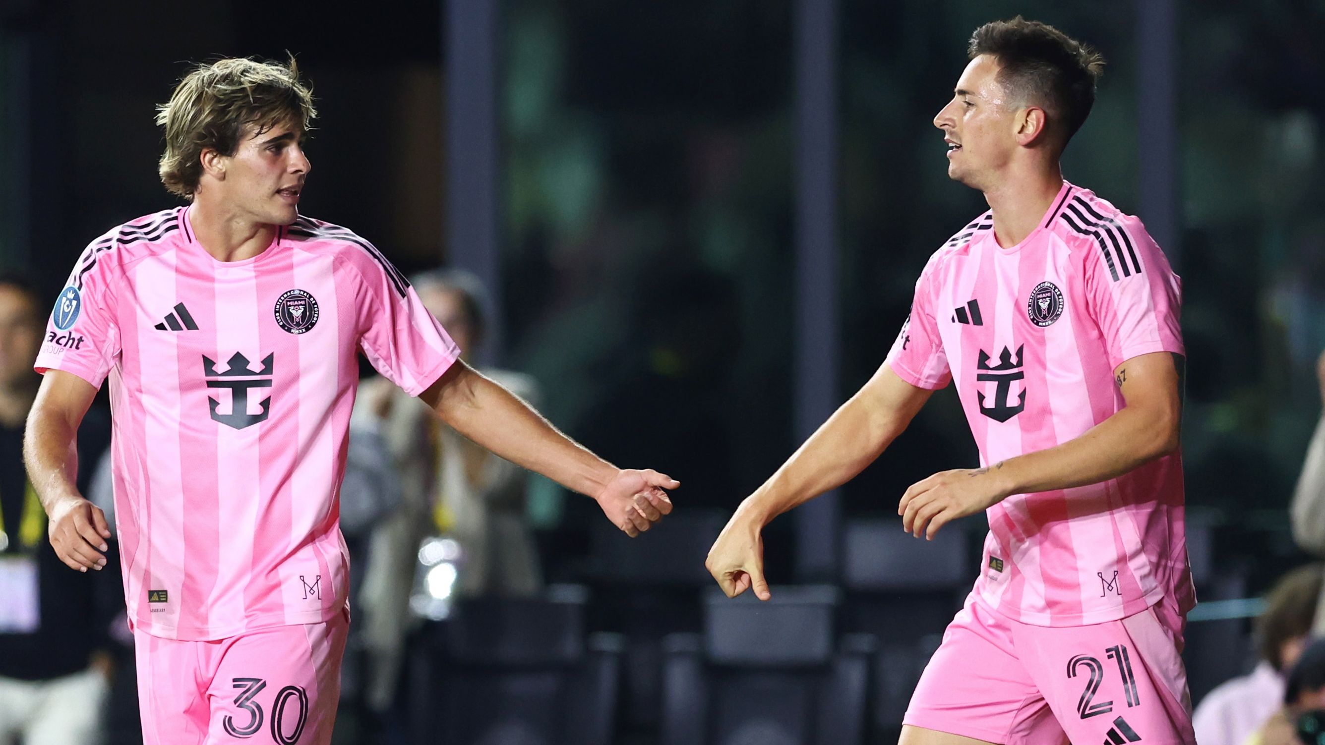 images-v3-getty-2203720116-crop-MM5DENRXGI5DCNJQGM5G433XMU5DMNZRHIYTGNY=-GettyImages-2203720116