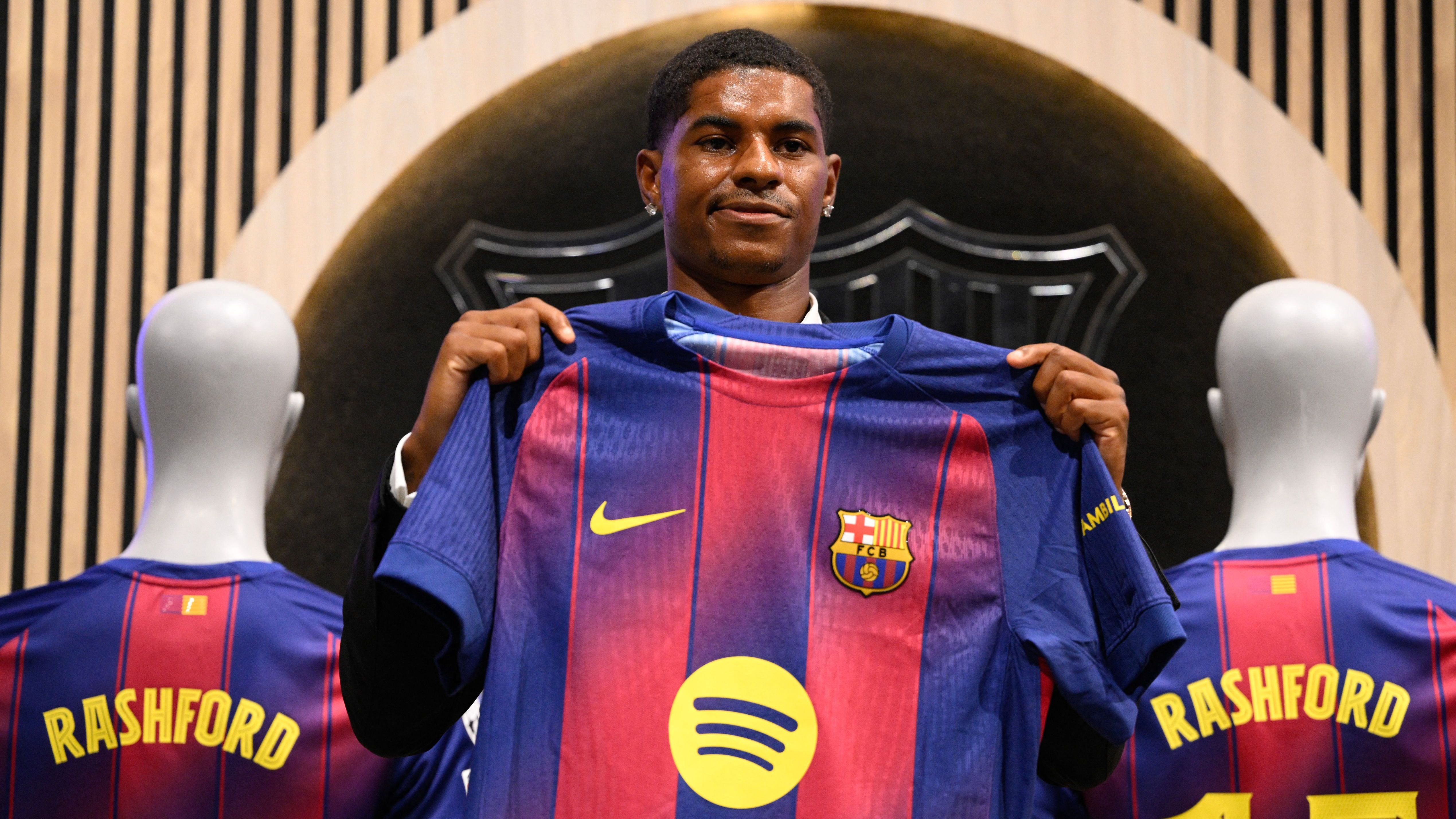 images-v3-getty-2225812256-crop-MM5DKMBXHE5DEOBVG45G433XMU5DAORSGE2Q====-GettyImages-2225812256