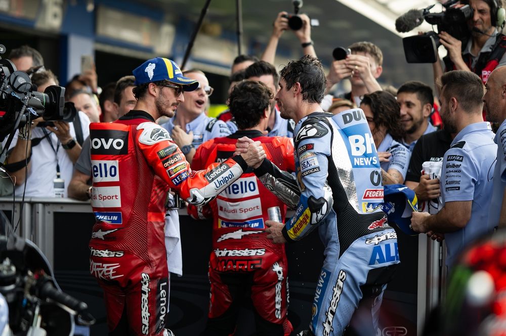 images-mgl-YMd9Lr32-s1000-francesco-bagnaia-ducati-team-