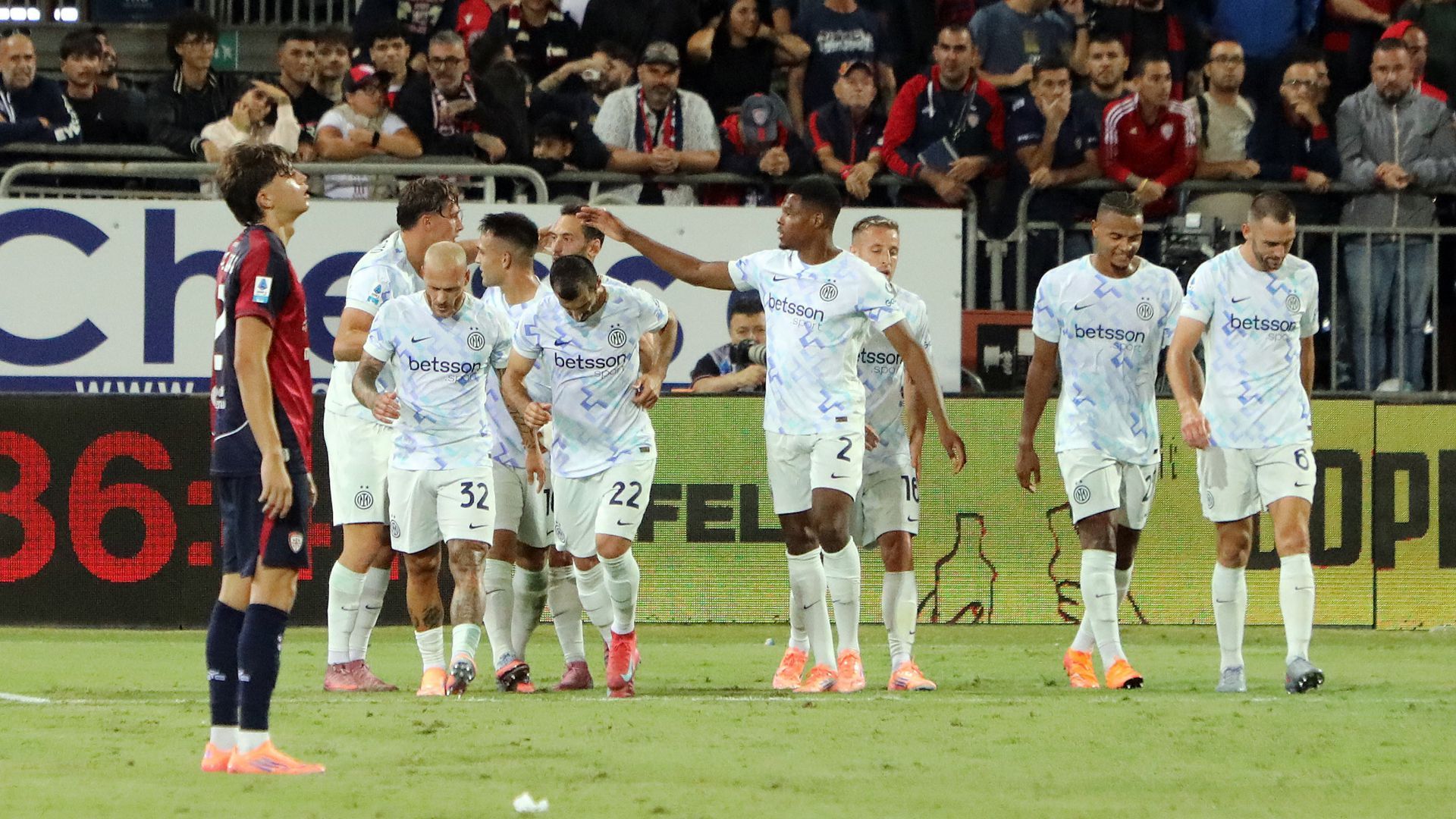 images-v3-blt6d6b95357f5672ae-piop