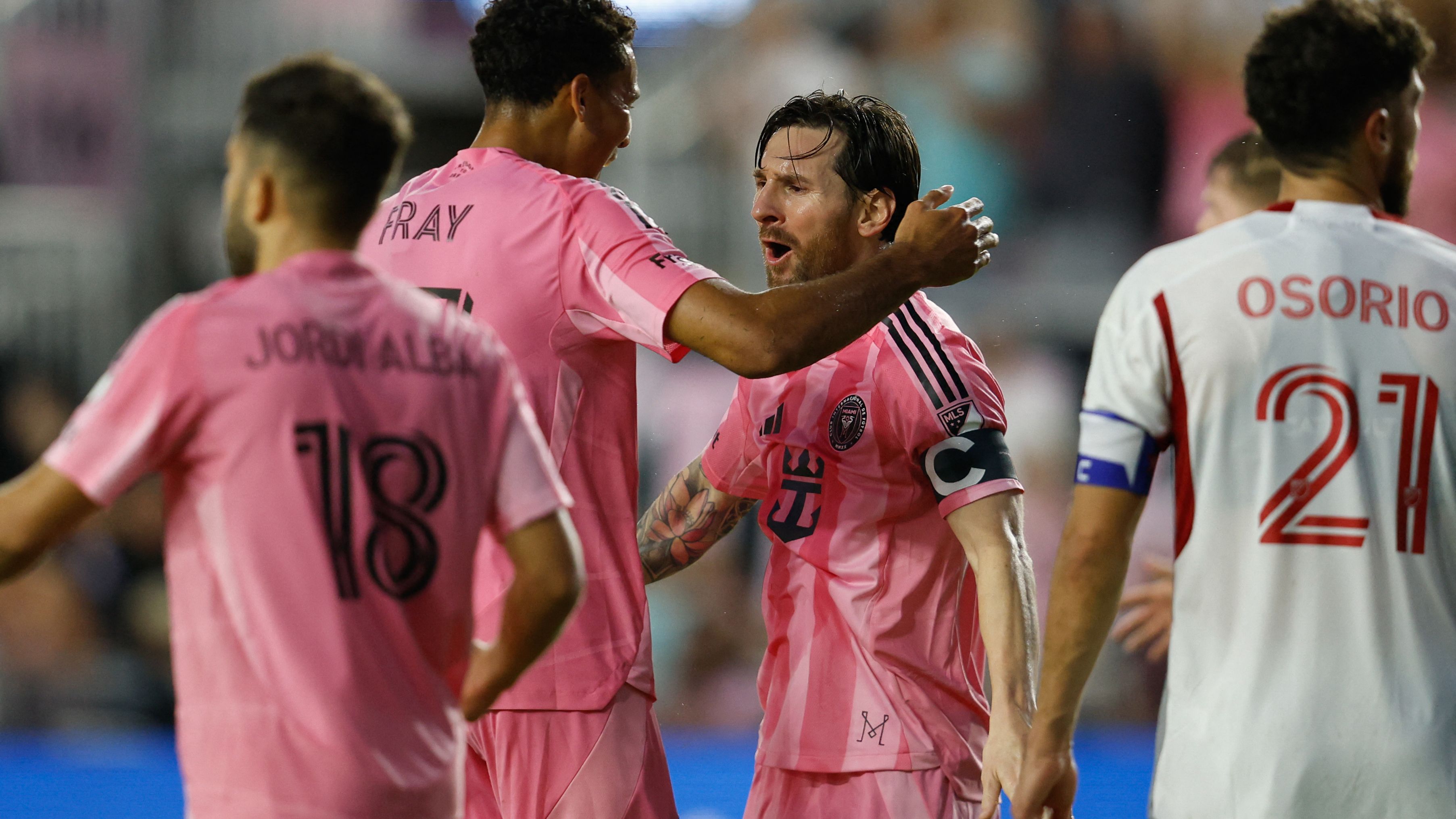 images-v3-getty-2208365241-crop-MM5DGNRRGA5DEMBTGE5G433XMU5DAORRHA4A====-GettyImages-2208365241