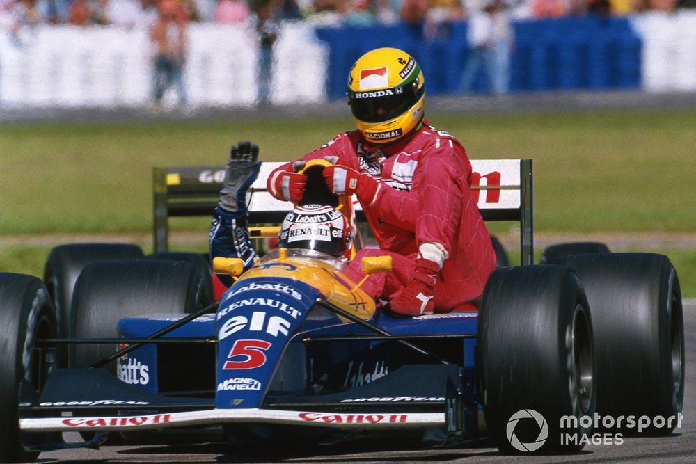 images-mgl-254nd5x0-s1000-ayrton-senna-mclaren-receives--1