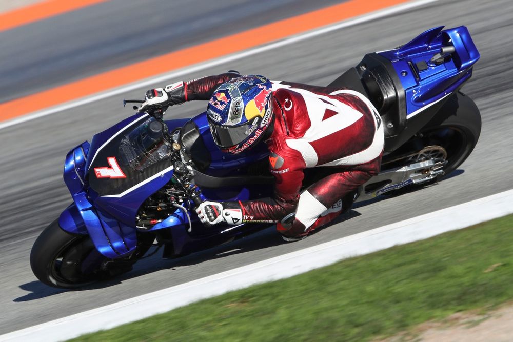 images-mgl-6DGqBZxY-s1000-toprak-razgatlioglu-pramac-rac