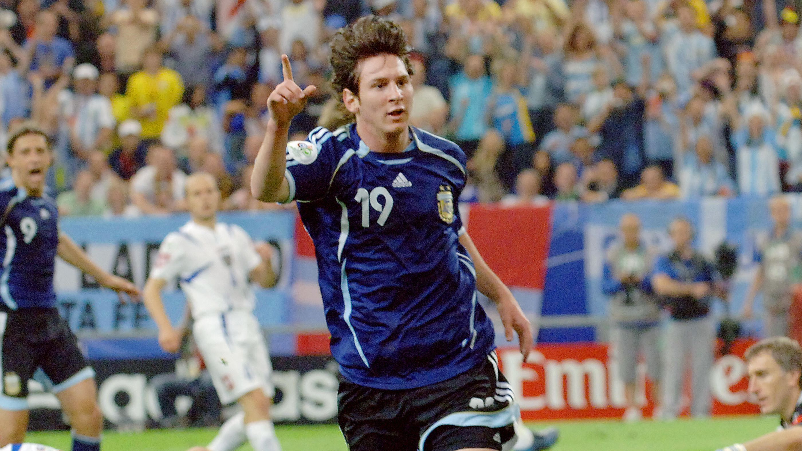 images-v3-getty-71218828-crop-MM5DEOBQGA5DCNJXGU5G433XMU5DGMBWHIZDA===-GettyImages-71218828