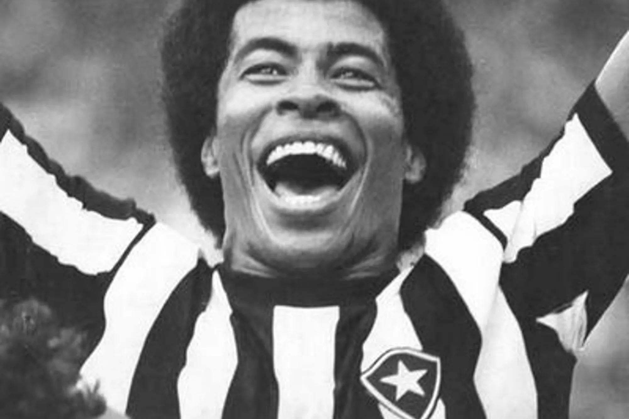 transform-cebc78e0-7fd6-4697-a92c-d0ee645eb835-Jairzinho-legendary-Botafogo-player