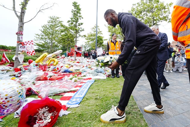 v2-image-production-44eb954376d826d91c494b4d2b0dbb53Y29udGVudHNlYXJjaGFwaSwxNzU4Mjg5MzAw-2.80890356