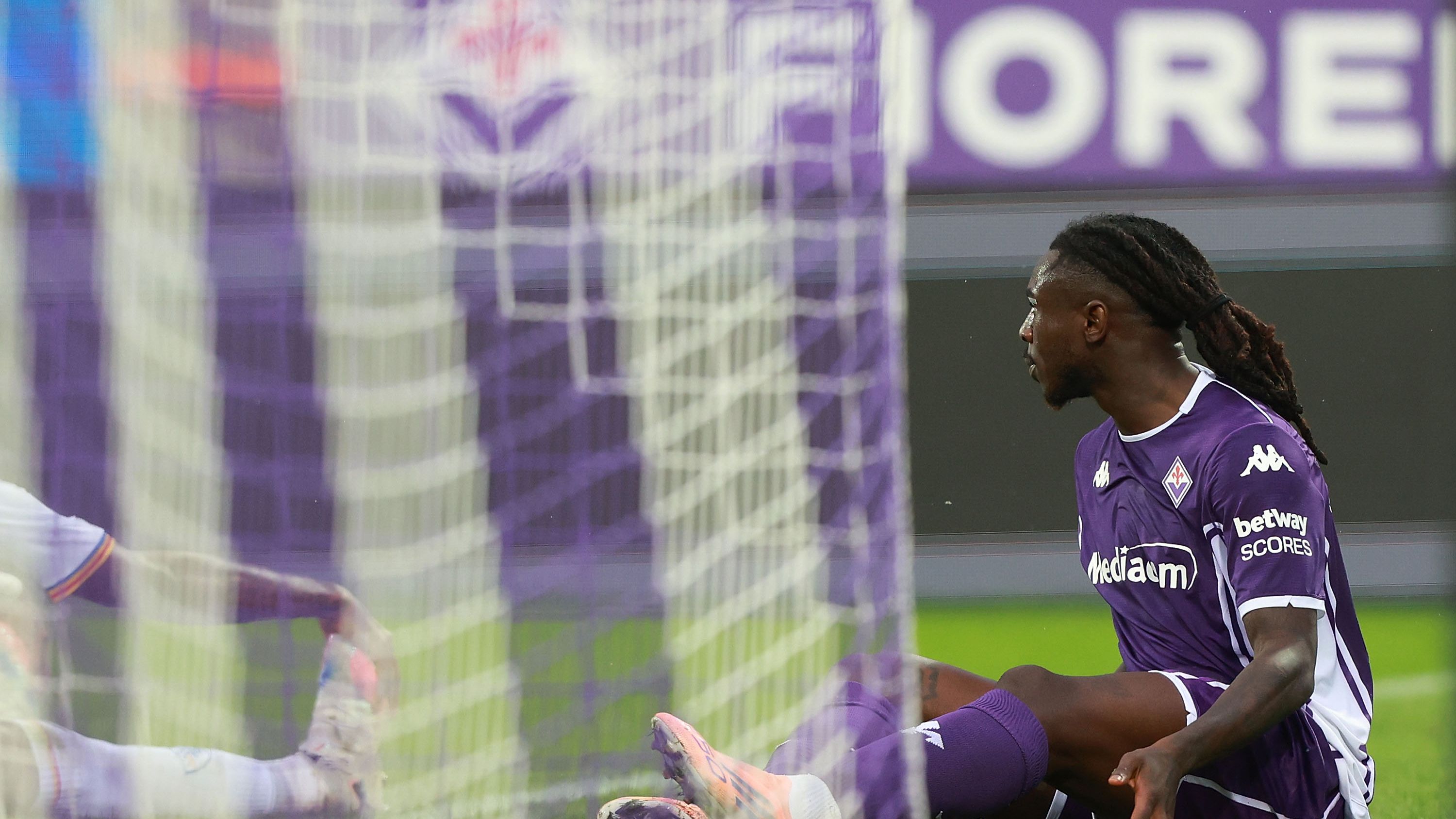 images-v3-getty-2244167335-crop-MM5DGMBQGA5DCNRYHA5G433XMU5DAORRGU4A====-GettyImages-2244167335