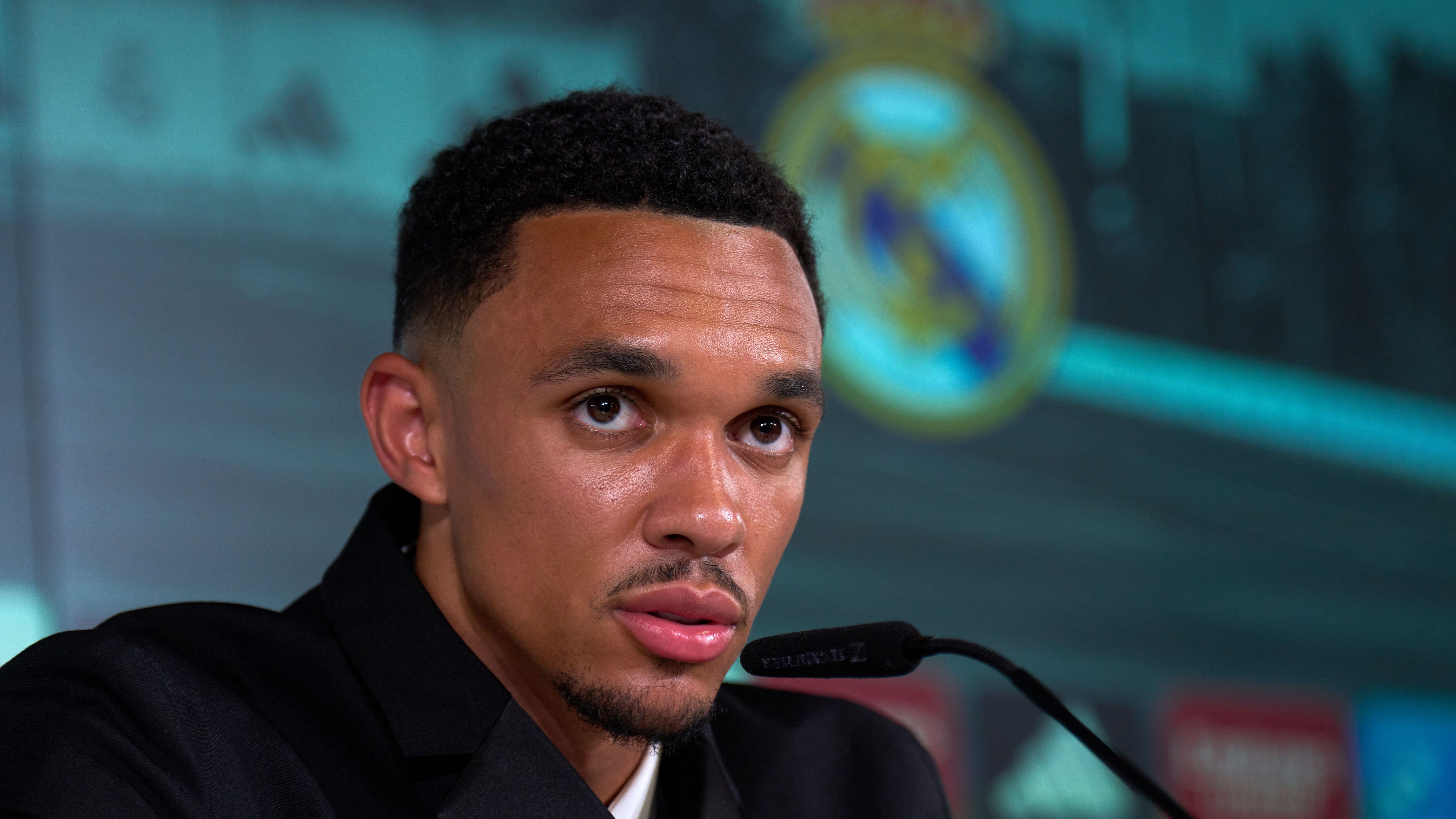 images-v3-getty-2219785057-crop-MM5DKMBQGQ5DEOBRGU5G433XMU5DAORSGYYQ====-GettyImages-2219785057