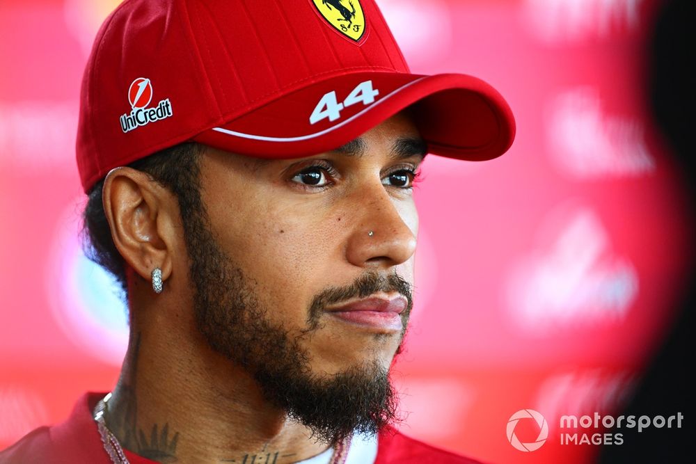 images-mgl-2Gz8b8Q0-s1000-lewis-hamilton-ferrari
