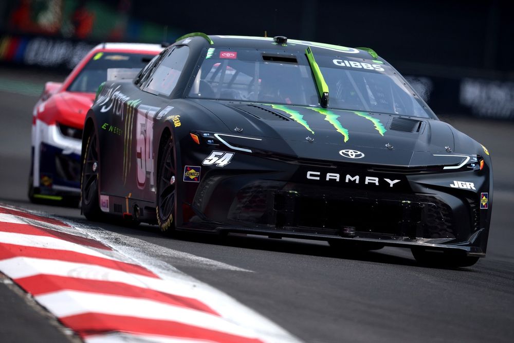 images-mgl-YXREV9P0-s1000-ty-gibbs-joe-gibbs-racing-toyo