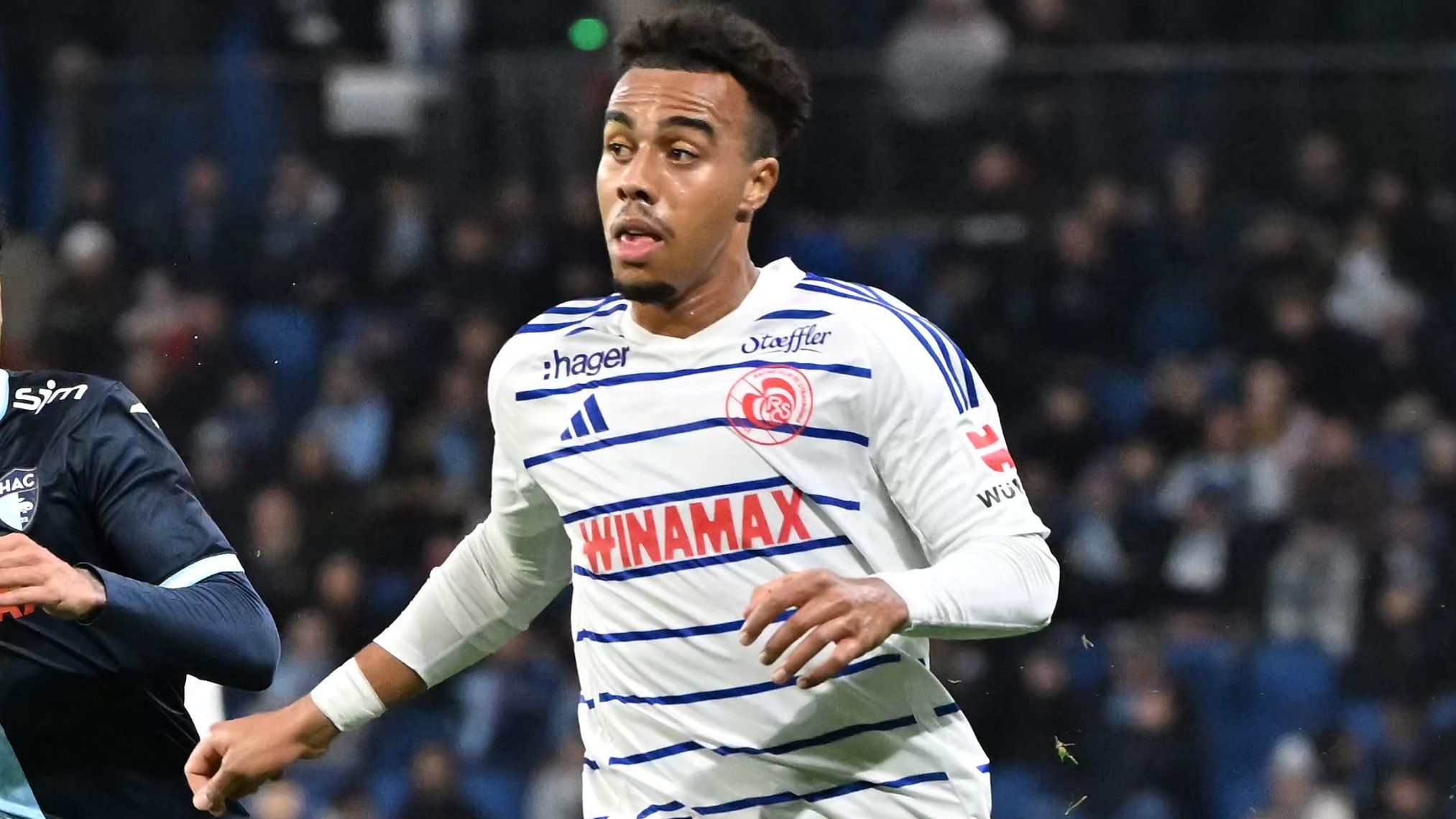 images-v3-blt2b9a541877b5a8b1-doue