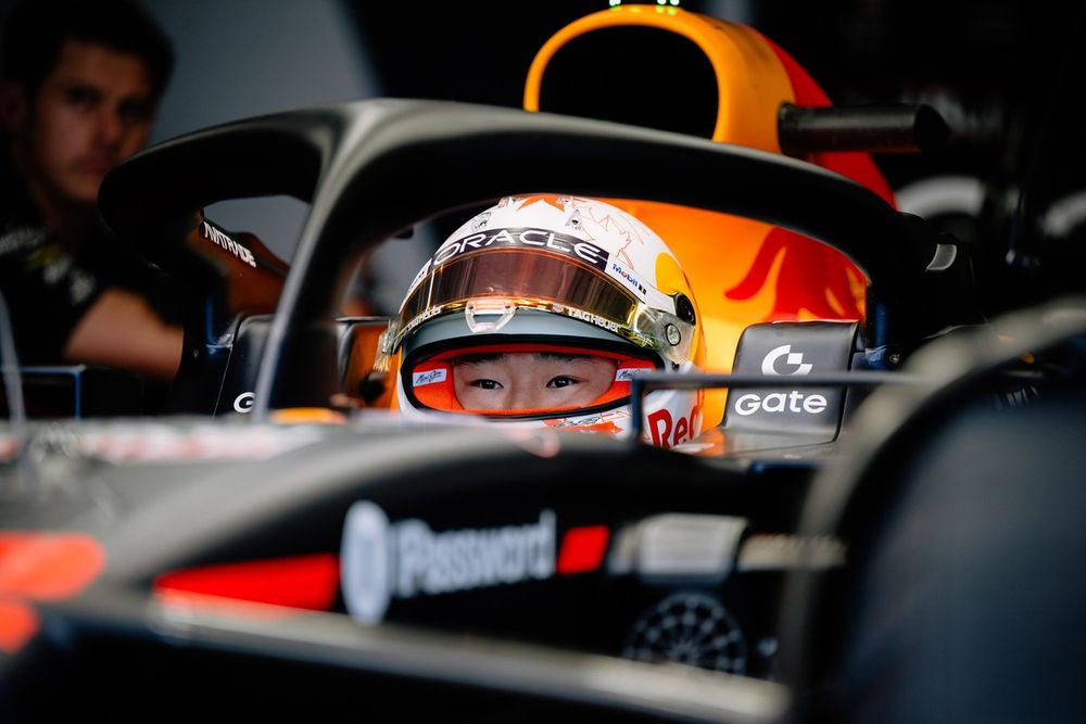 images-mgl-2QzARvJY-s1000-yuki-tsunoda-red-bull-racing