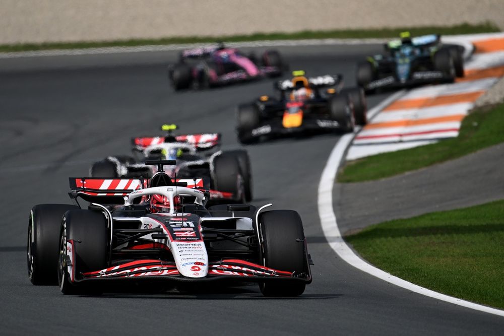 images-mgl-YW78ZZBY-s1000-esteban-ocon-haas-f1-team-oliv