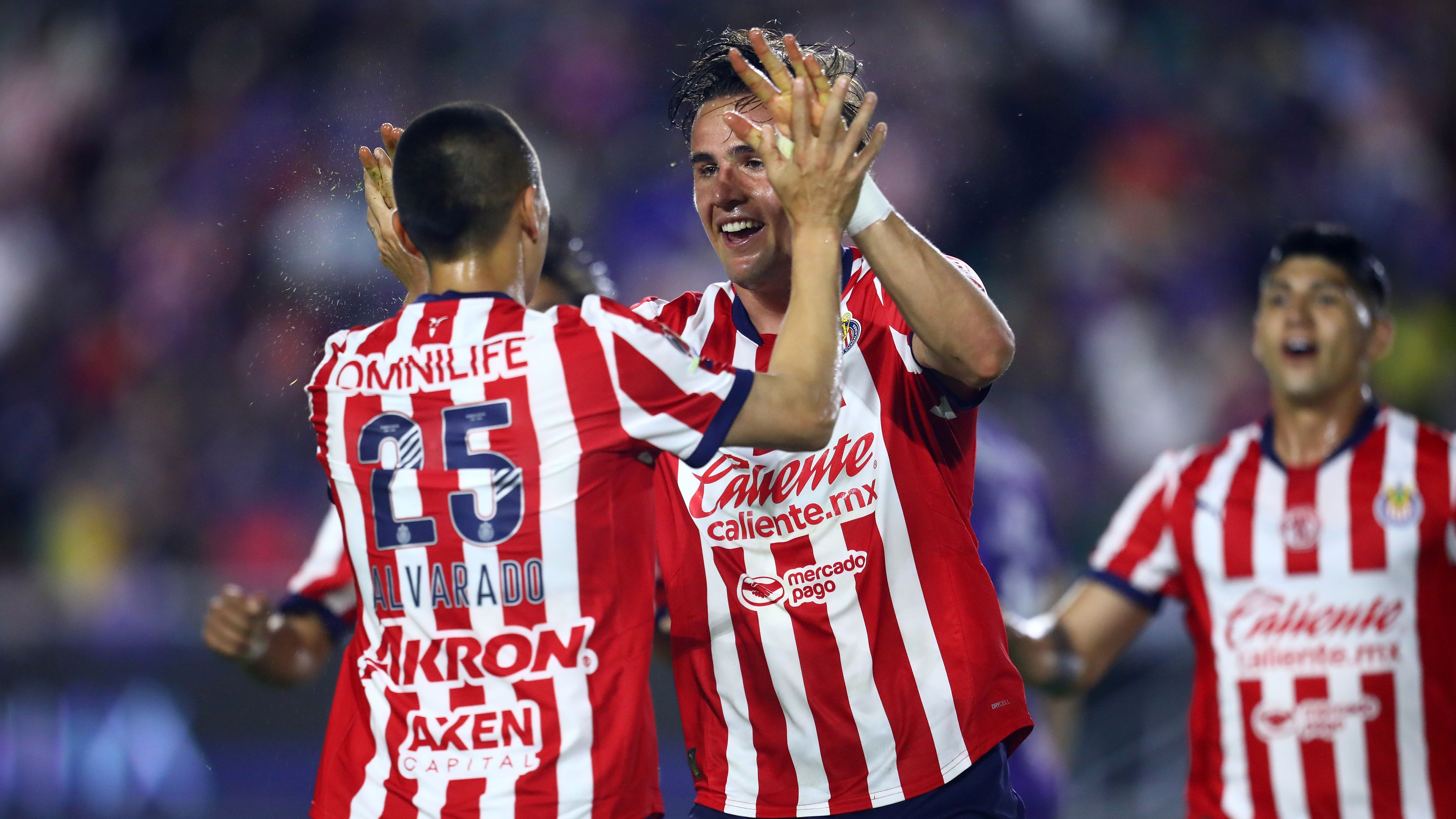 images-v3-getty-2209832955-crop-MM5DGNJUGM5DCOJZGM5G433XMU5DAORSGE2A====-GettyImages-2209832955