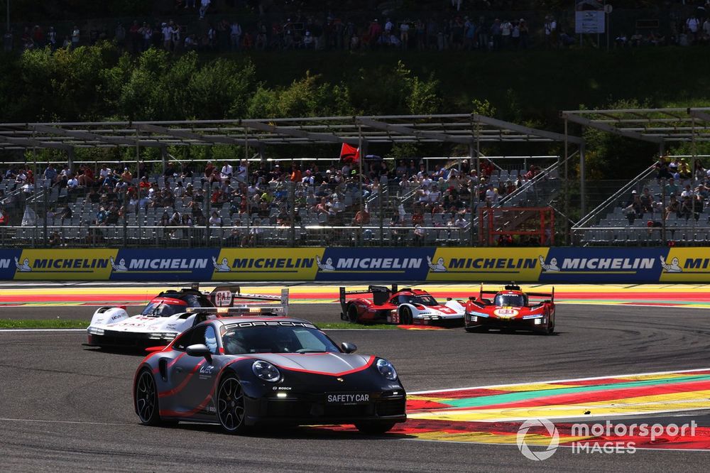 images-mgl-0oO3PWj0-s1000-safety-car