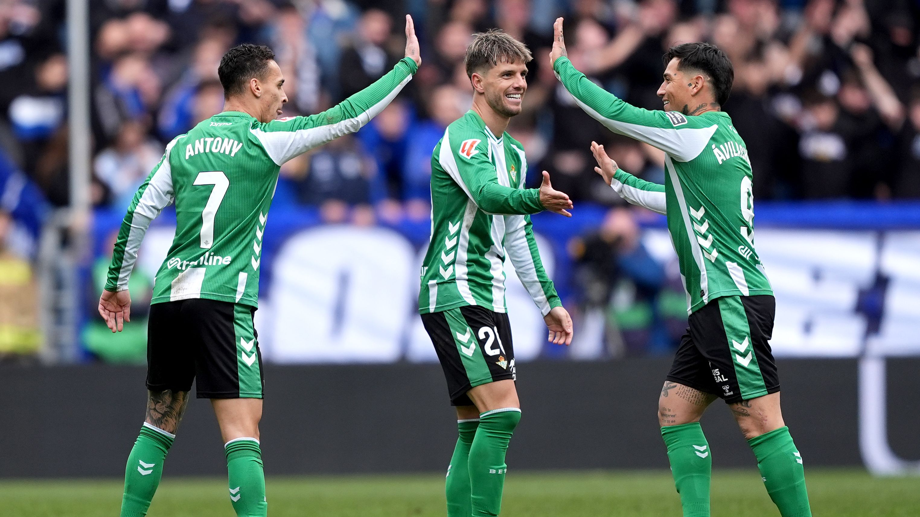 images-v3-getty-2255535679-crop-MM5DGMBUHA5DCNZRGU5G433XMU5DAORXGU======-GettyImages-2255535679