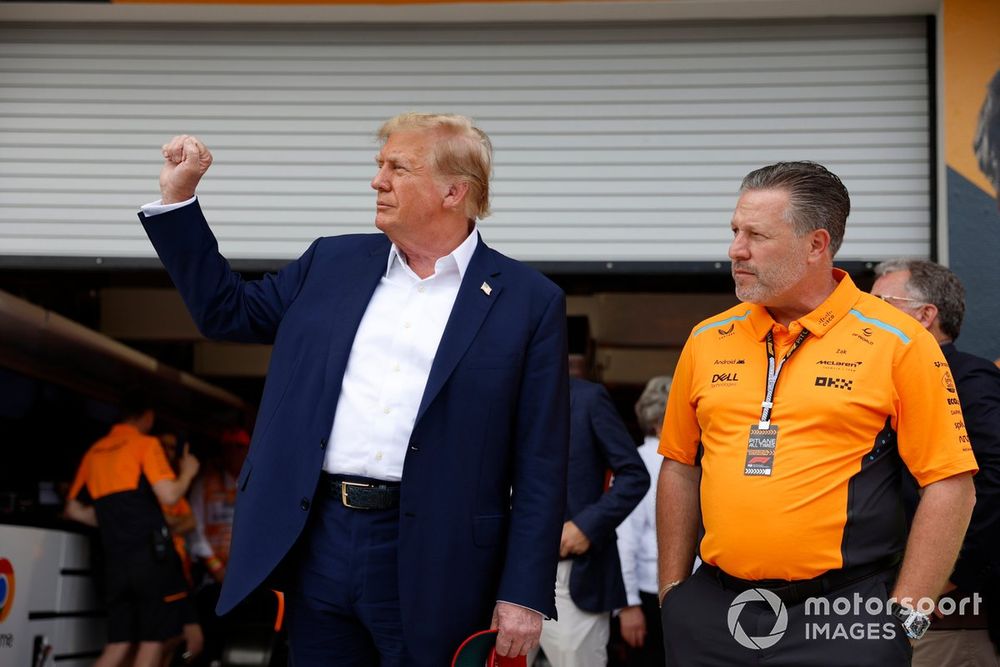 images-mgl-6zQeenaY-s1000-donald-trump-45th-president-of