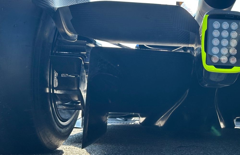 images-mgl-0ZqADJo6-s1000-2025-la-cascata-di-flap-era-at