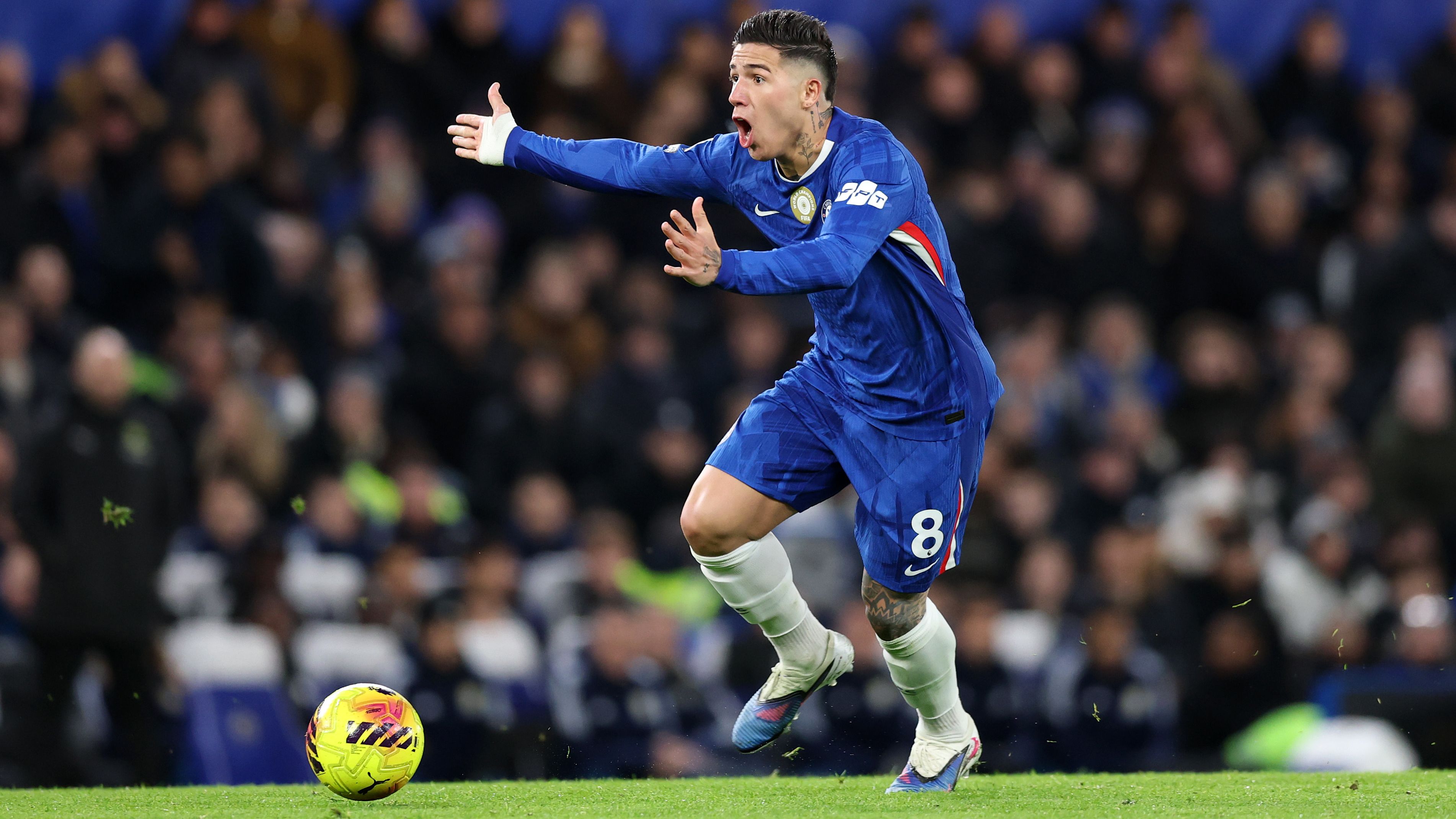 images-v3-getty-2253899736-crop-MM5DGOBQGU5DEMJUGA5G433XMU5DAORTGQ2Q====-GettyImages-2253899736