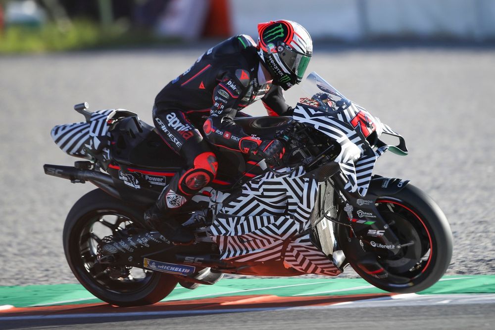 images-mgl-YvKQbrL6-s1000-marco-bezzecchi-aprilia-racing