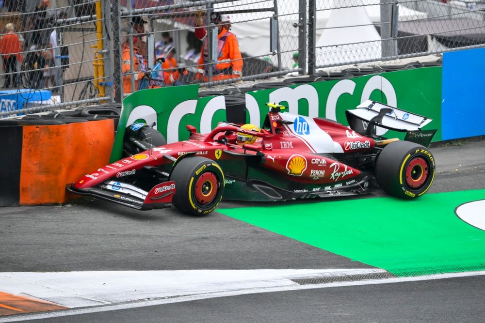 images-mgl-2wBNDWe0-s1000-lewis-hamilton-ferrari