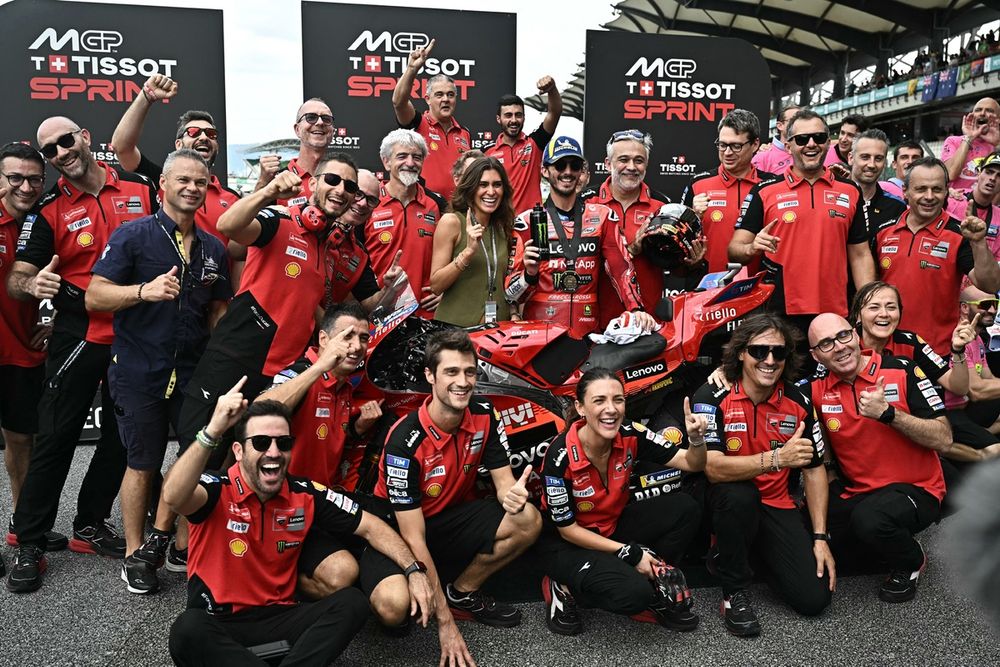 images-mgl-2d1kknwY-s1000-francesco-bagnaia-ducati-team