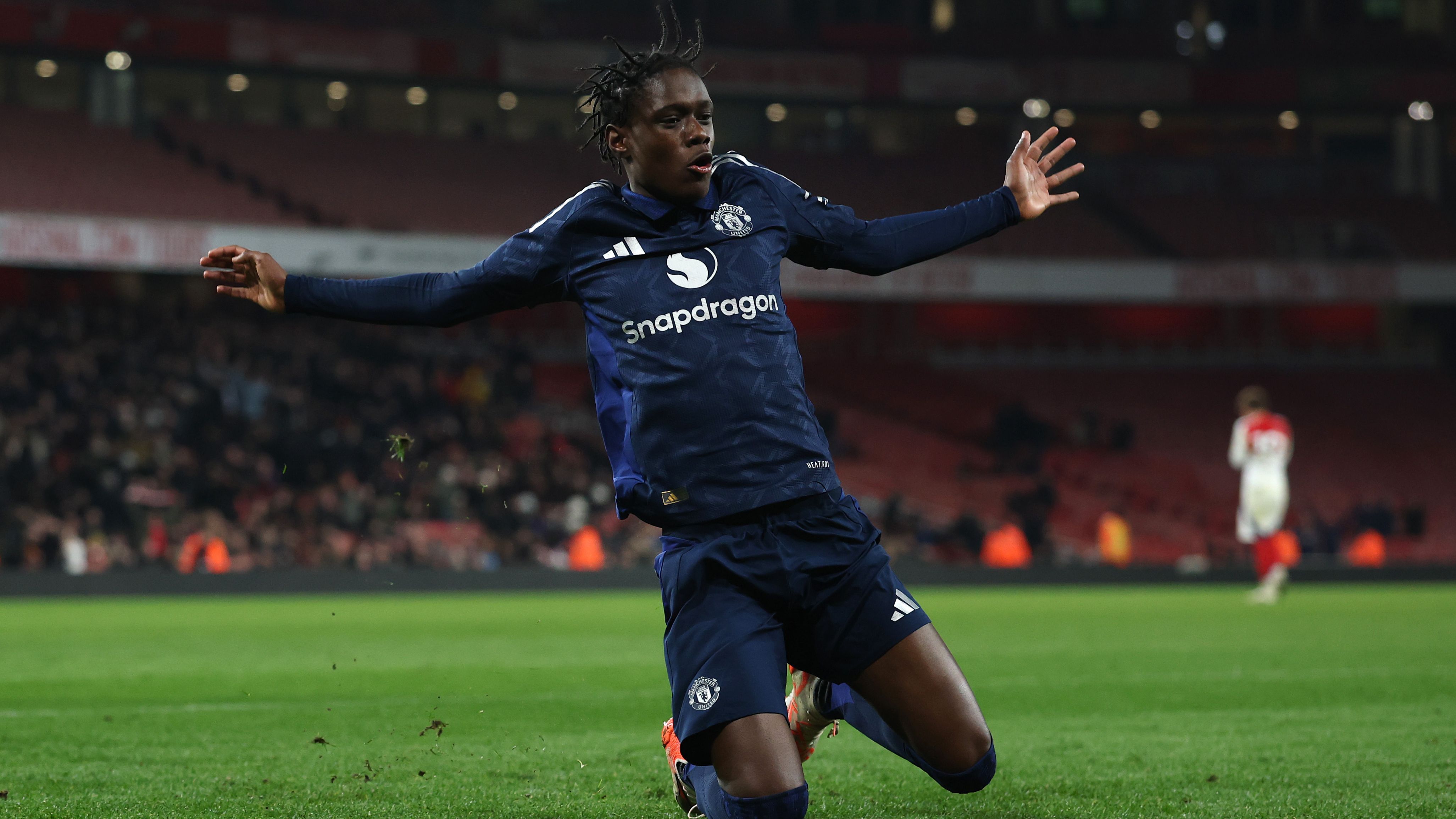 images-v3-bltafa64f62b5be8c20-crop-MM5DIMJQGY5DEMZRGA5G433XMU5DAORSGE2A====-GettyImages-2202556496