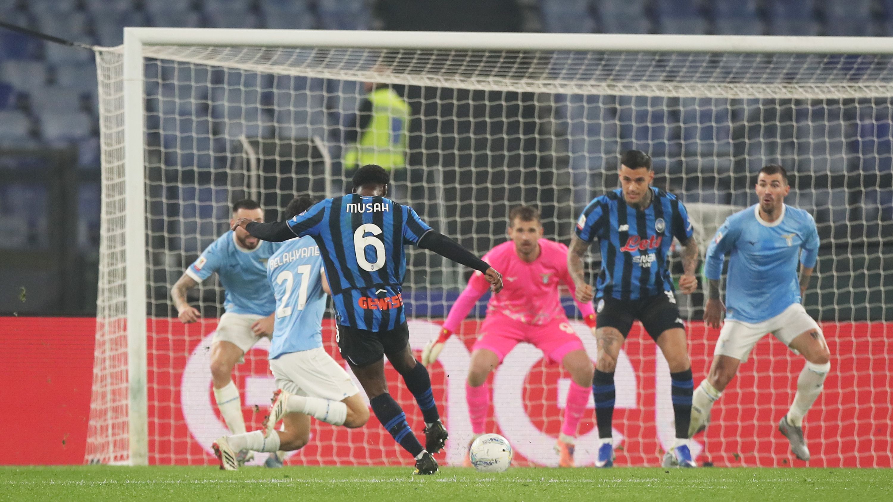 images-v3-getty-2264821246-crop-MM5DGMBQGA5DCNRYHA5G433XMU5DAORRGEZA====-GettyImages-2264821246