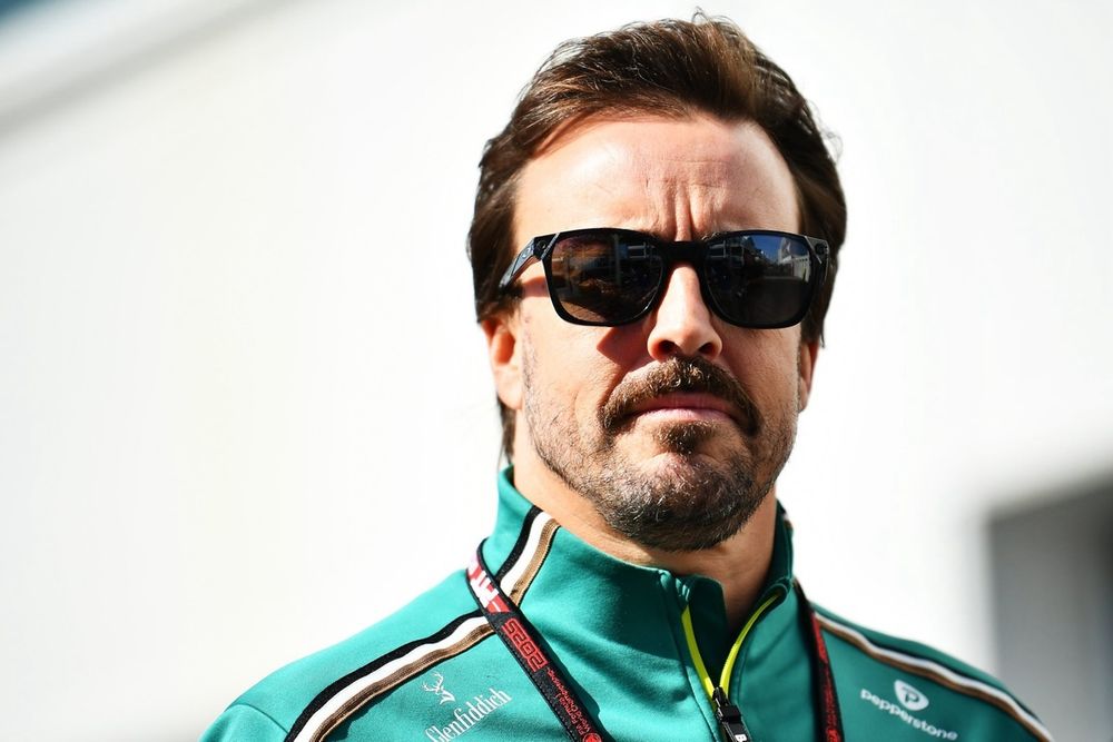 images-mgl-0rGXvad2-s1000-fernando-alonso-aston-martin-r