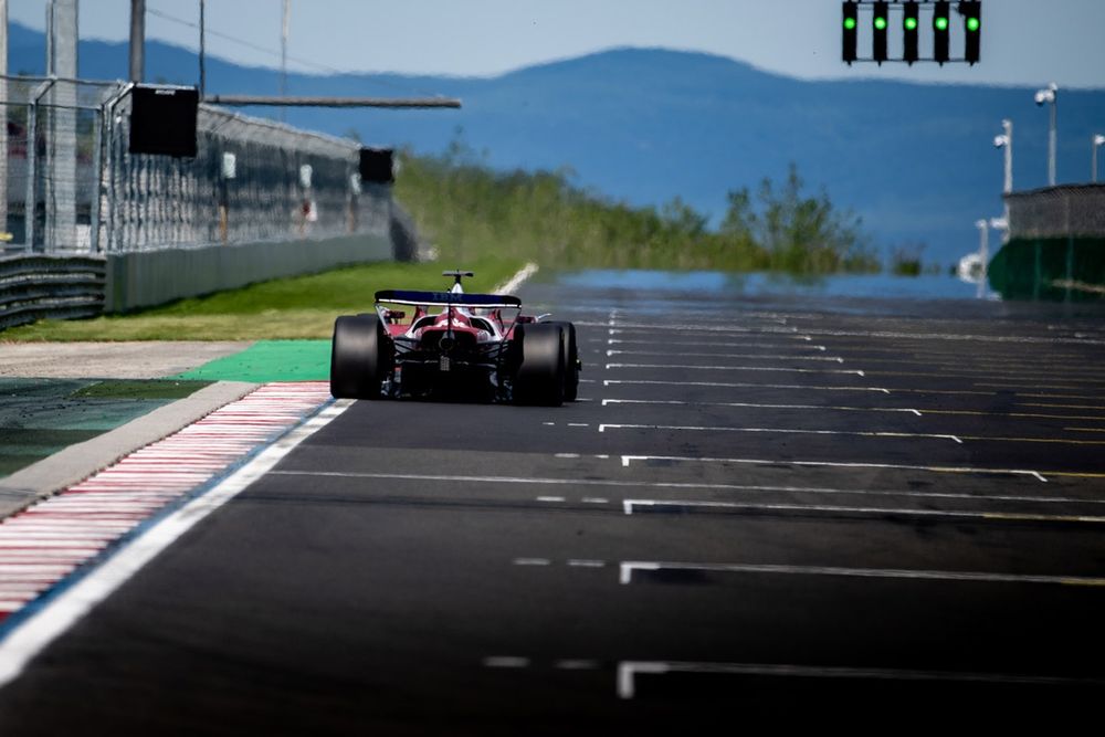 images-mgl-6zQG9K7Y-s1000-charles-leclerc-ferrari
