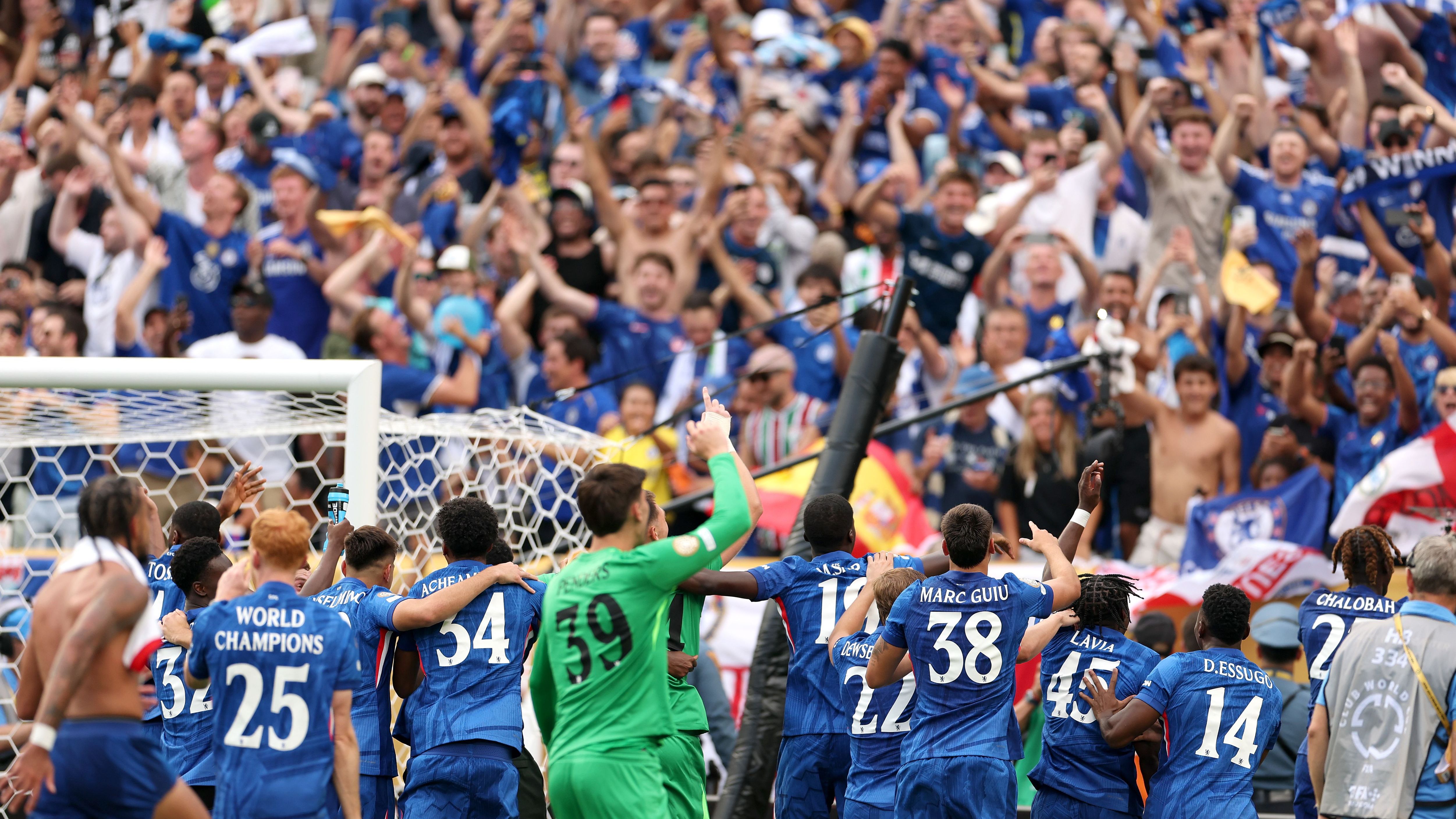 images-v3-getty-2224949139-crop-MM5DKMBQGQ5DEOBRGU5G433XMU5DAORSGYYQ====-GettyImages-2224949139