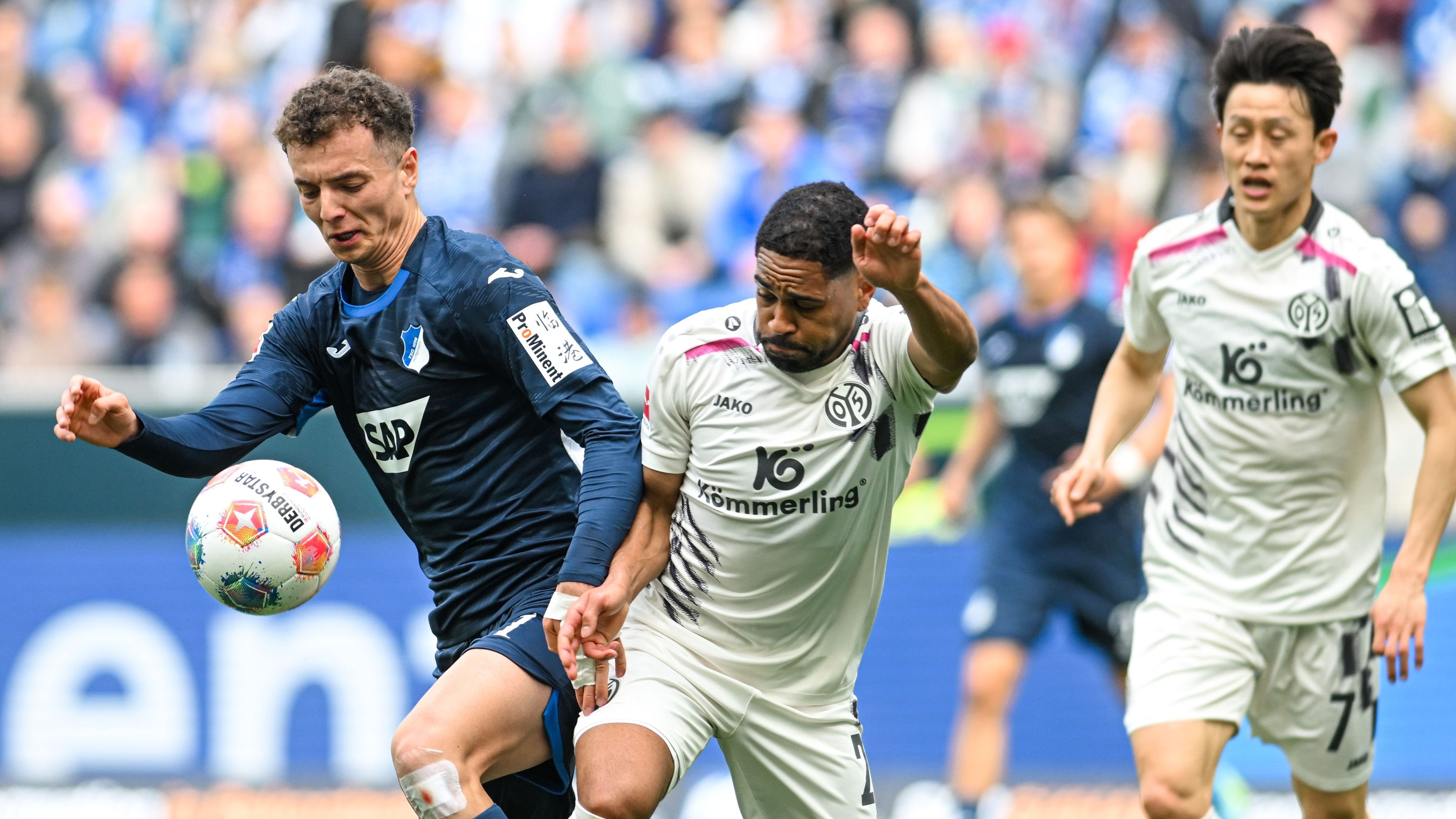 images-v3-getty-2269226794-crop-MM5DGOBYGY5DEMJYGY5G433XMU5DGOJWHIYTMNY=-GettyImages-2269226794