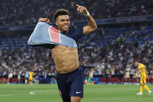 AP-2025-05-31-9adba08fcec84da49661e6ccb4244498